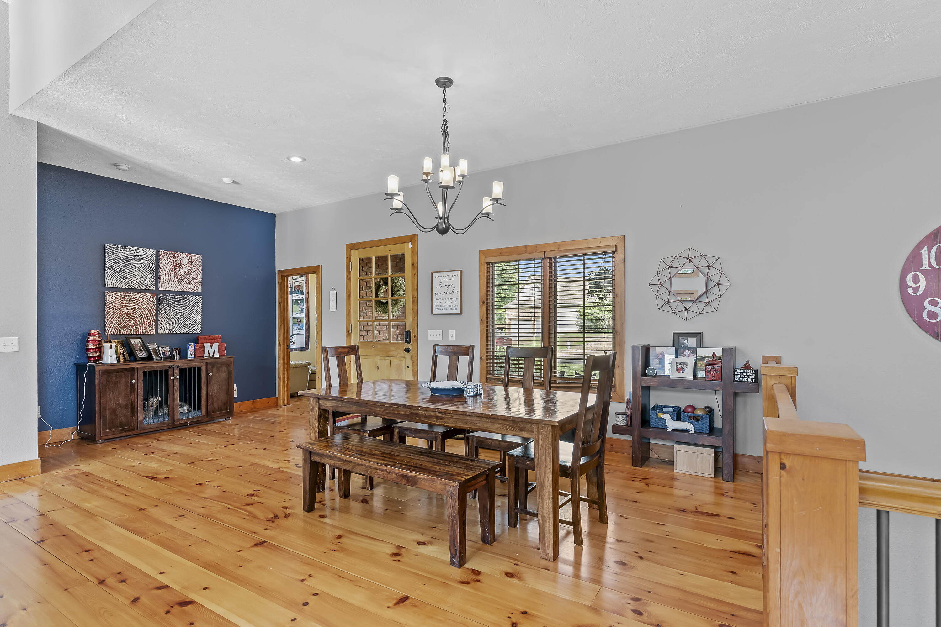 900 East Welch Street Property Photo 18