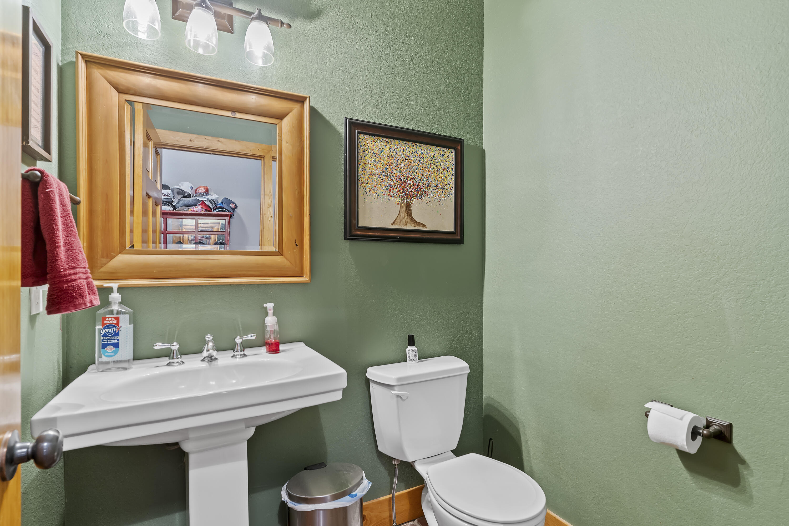 900 East Welch Street Property Photo 20