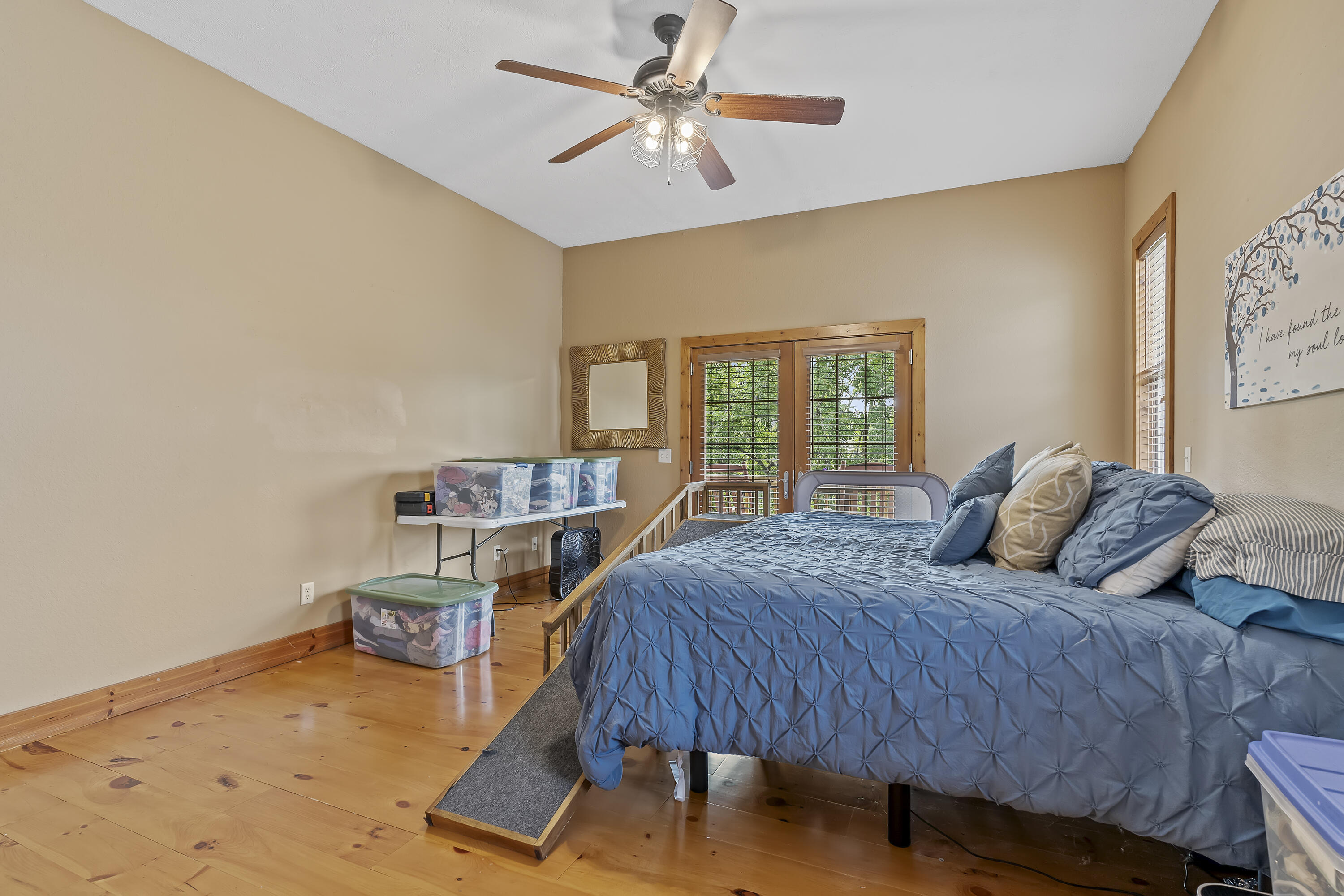 900 East Welch Street Property Photo 24