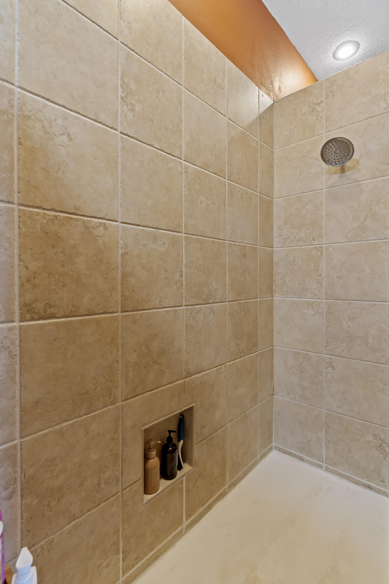 900 East Welch Street Property Photo 28