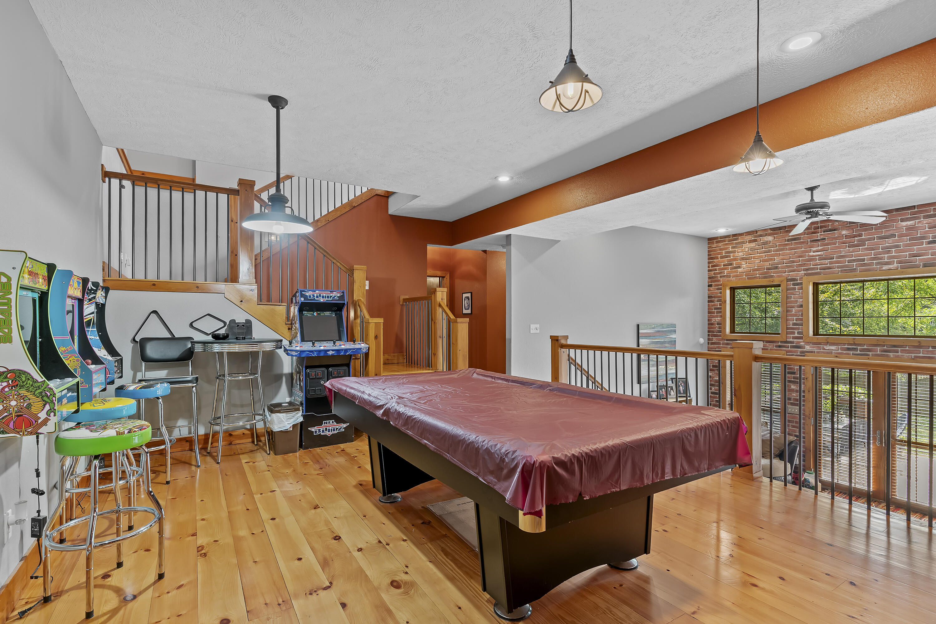 900 East Welch Street Property Photo 36