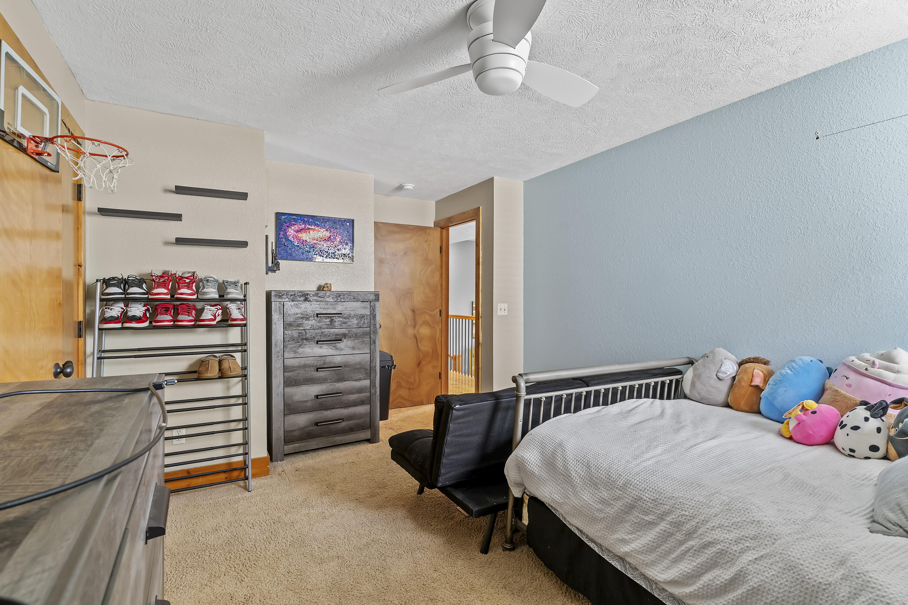 900 East Welch Street Property Photo 40