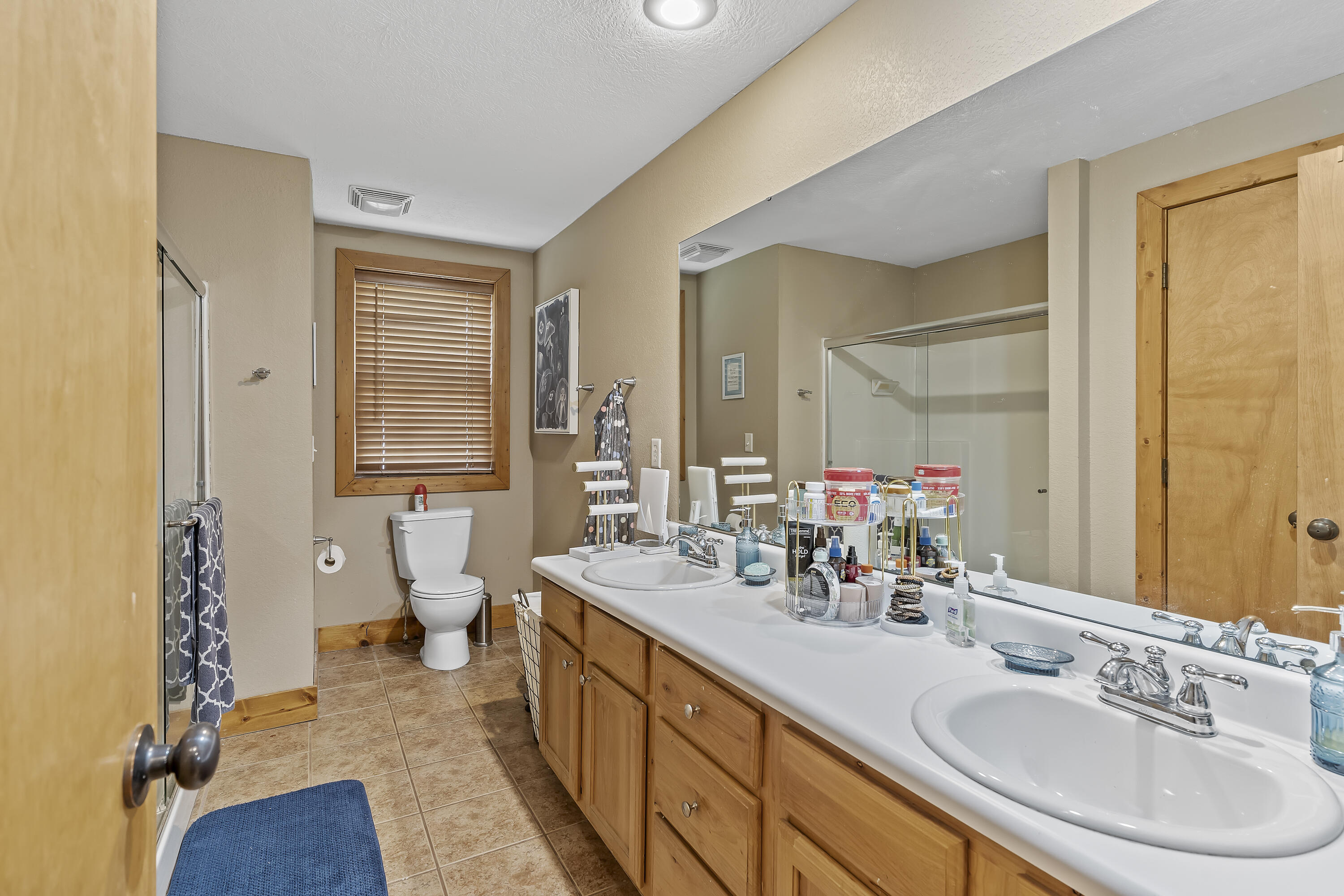 900 East Welch Street Property Photo 41
