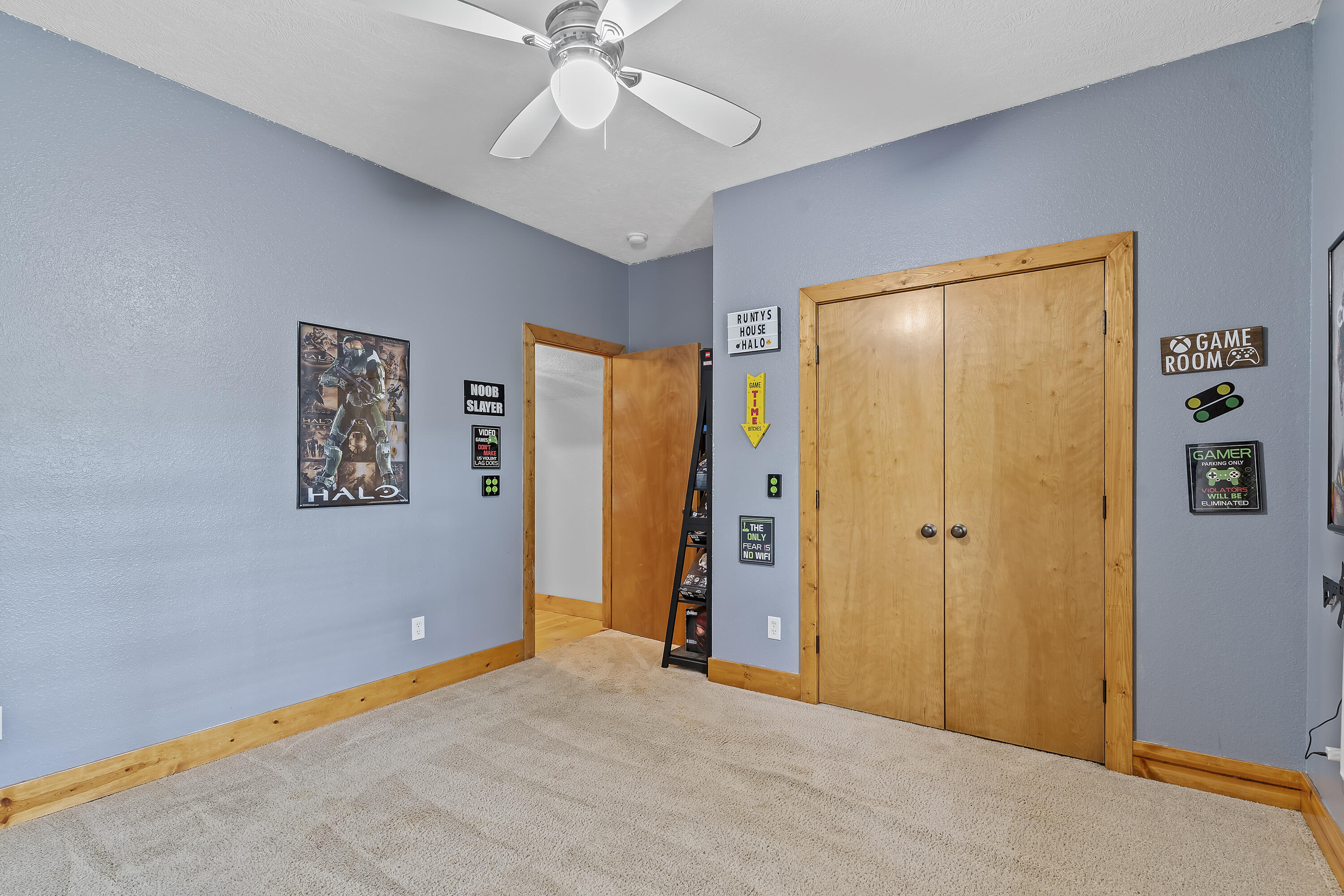 900 East Welch Street Property Photo 43