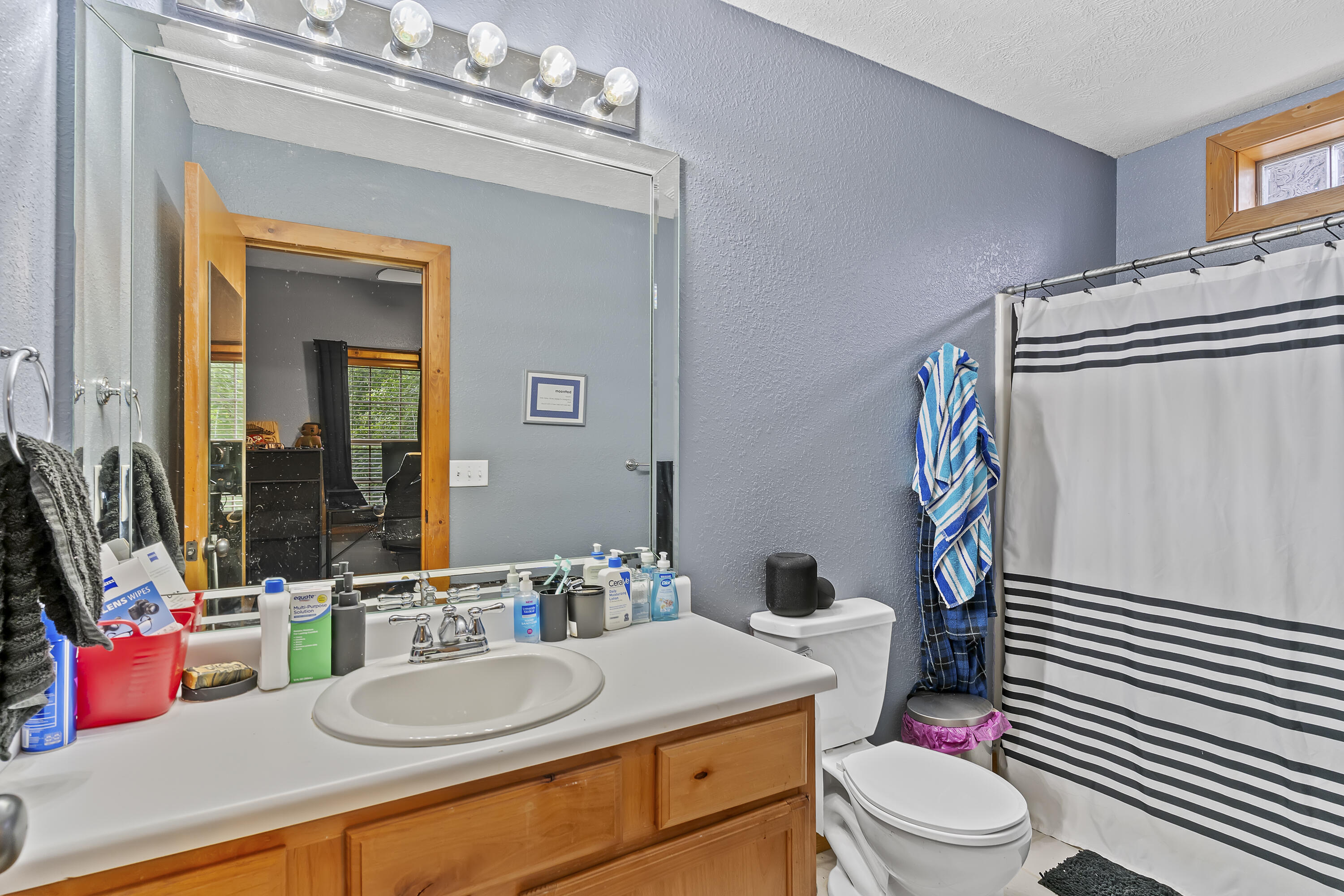 900 East Welch Street Property Photo 48
