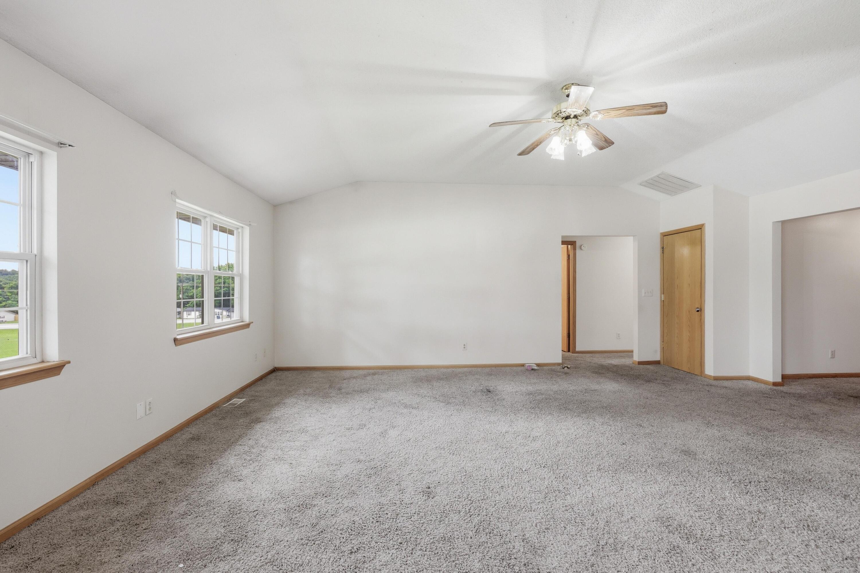 1904 Quincy Street Property Photo 7