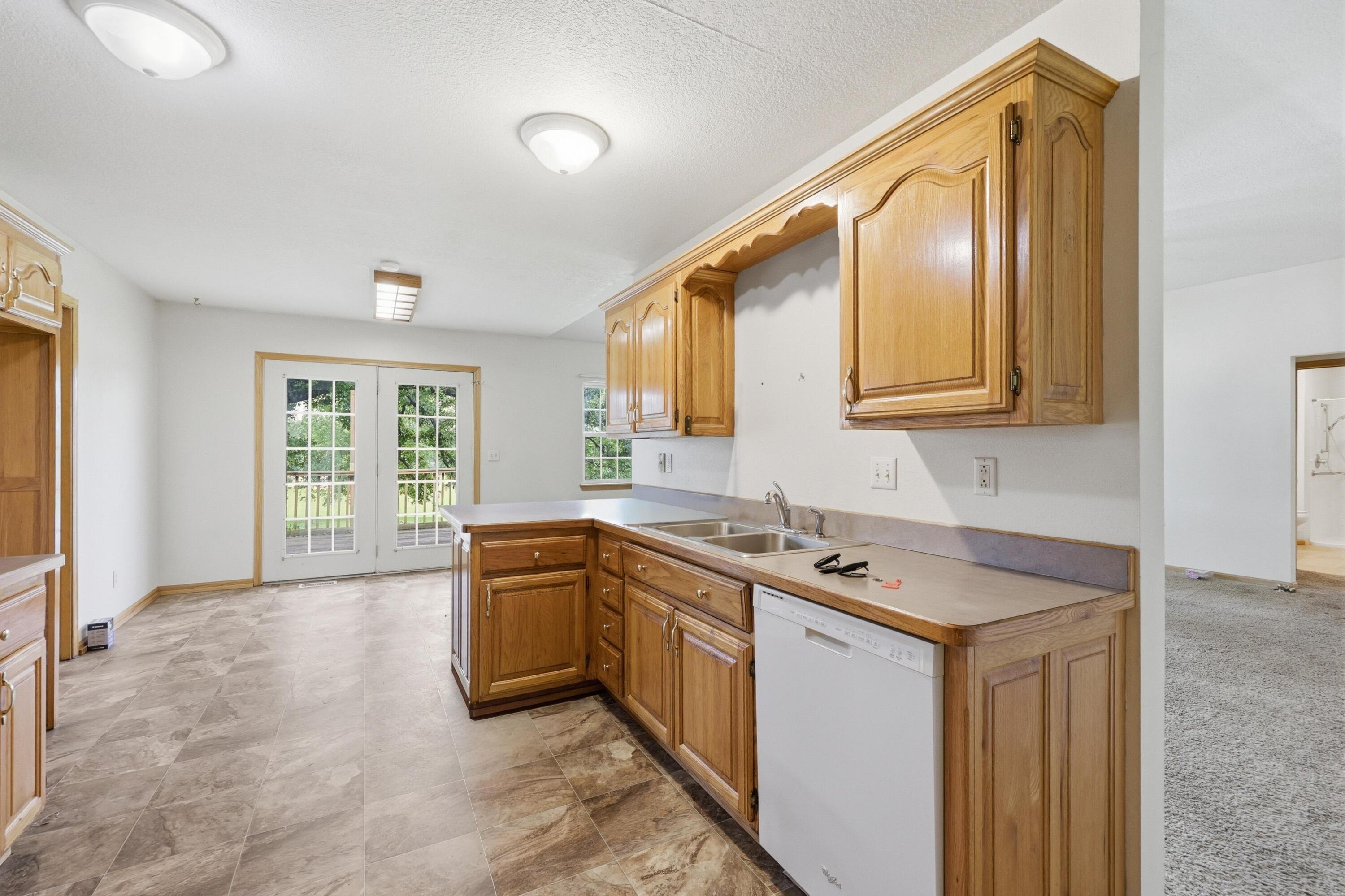 1904 Quincy Street Property Photo 11