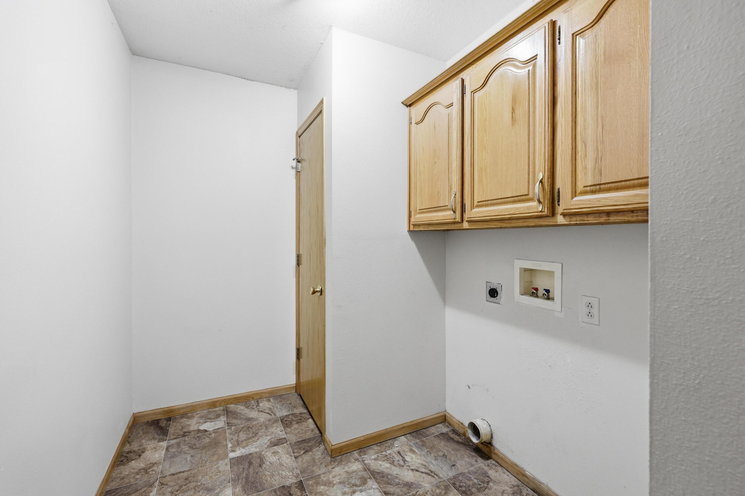 1904 Quincy Street Property Photo 16