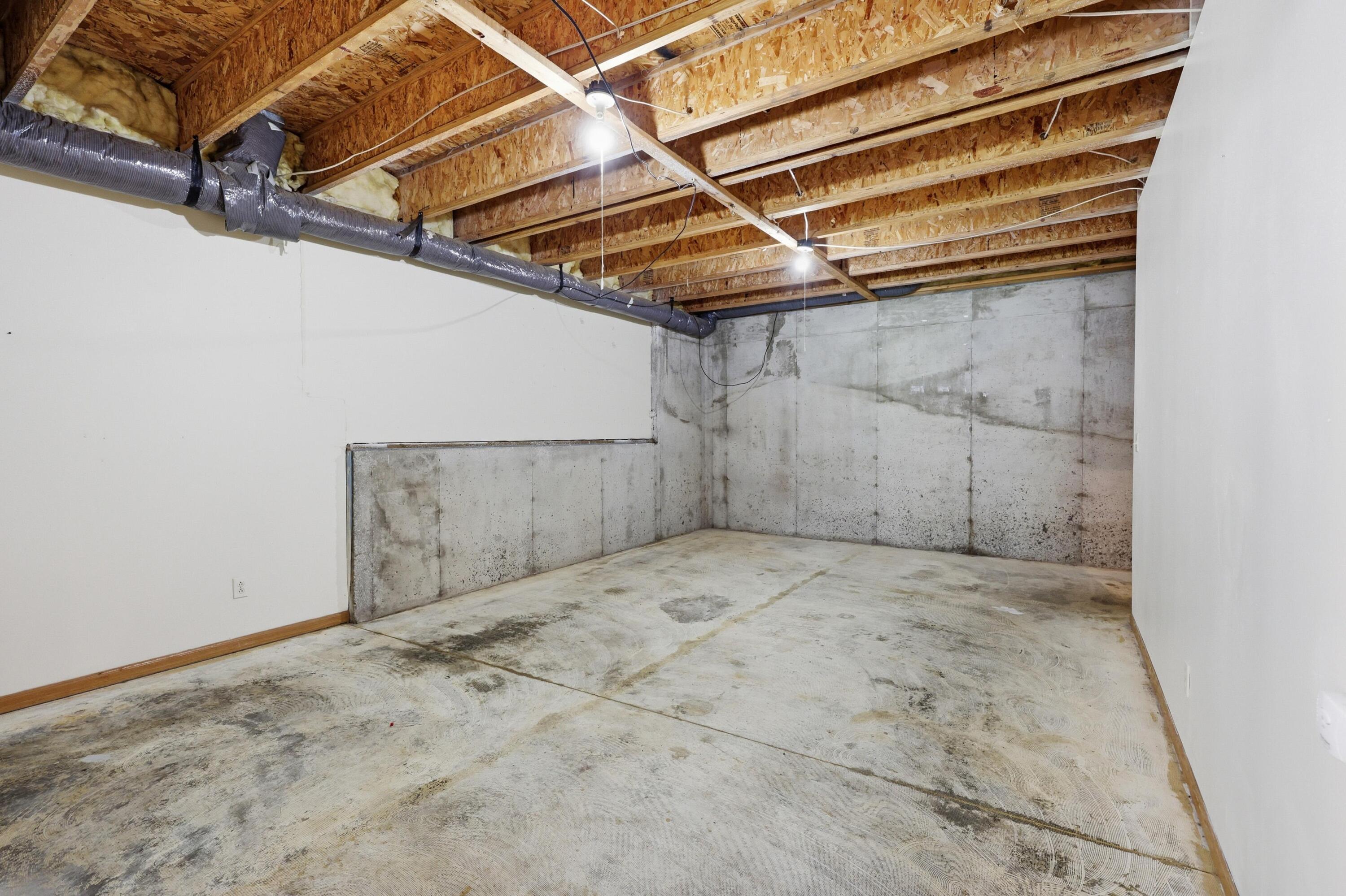 1904 Quincy Street Property Photo 32
