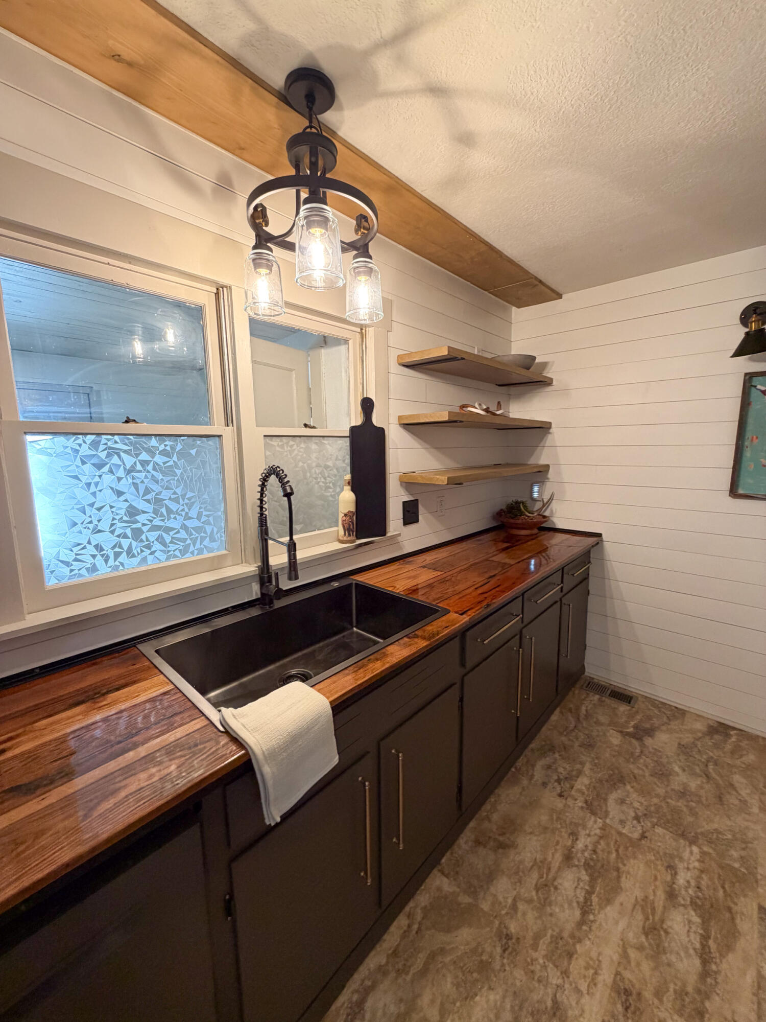 1869 Wall Road Property Photo 15