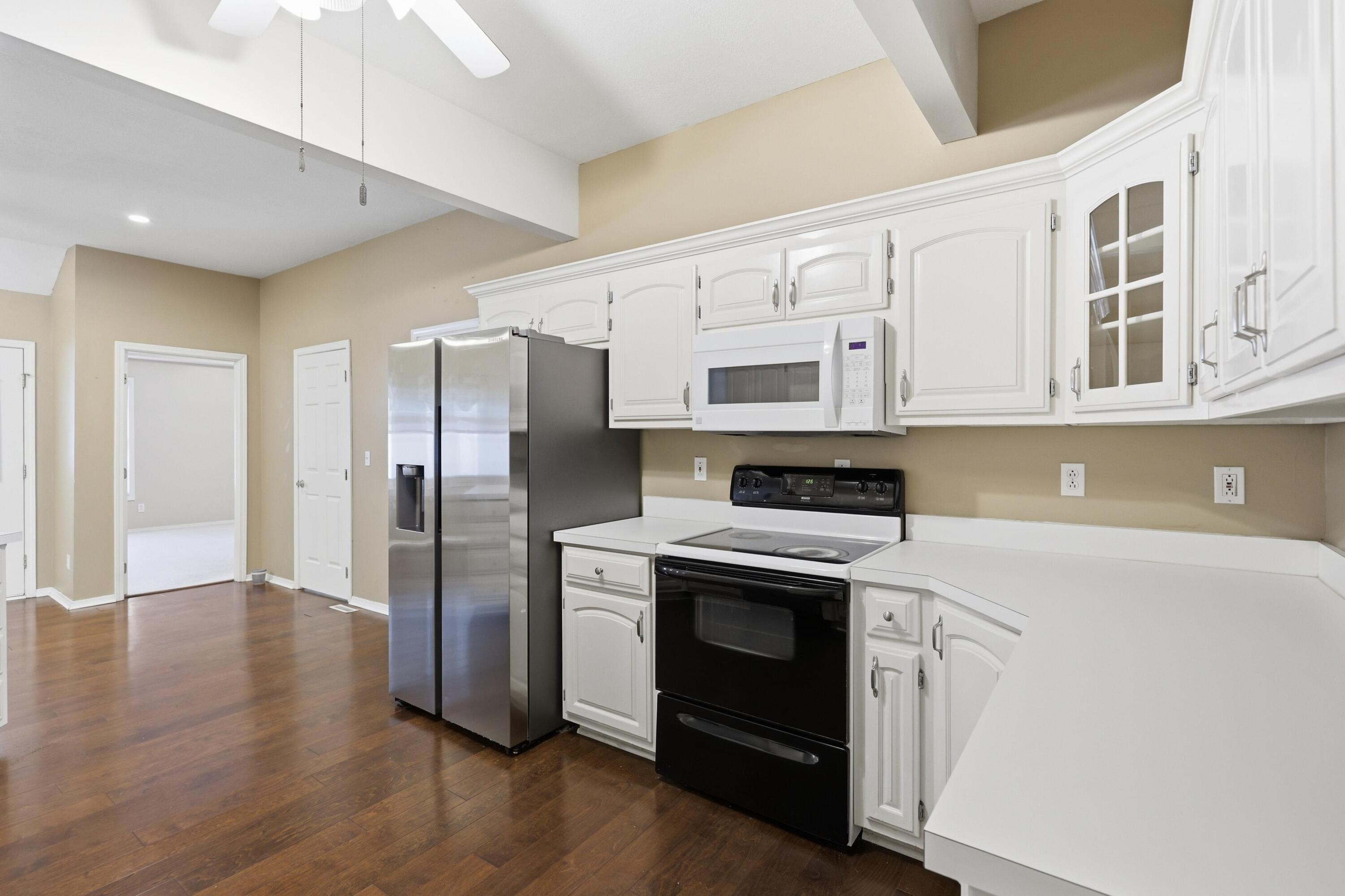 407 Split Rail Drive Property Photo 11