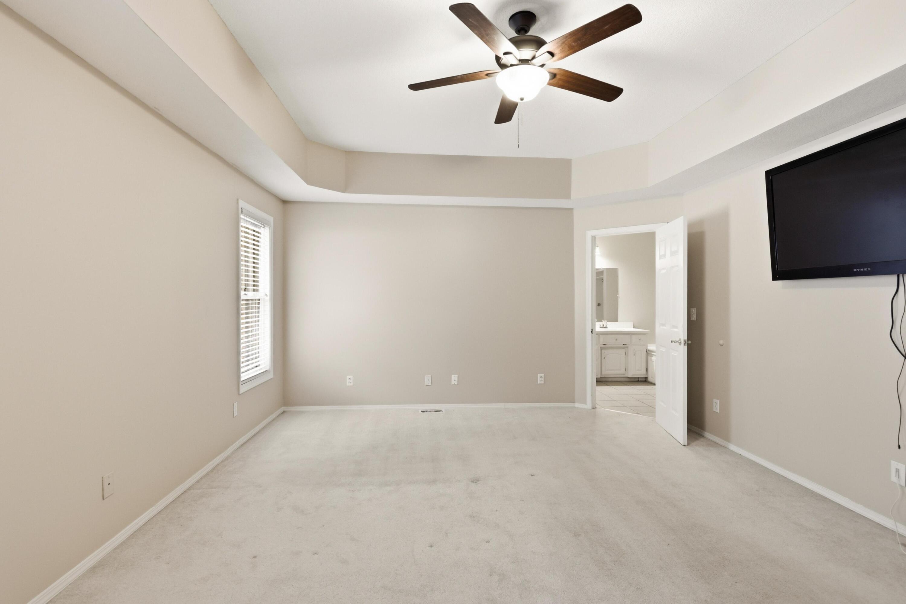 407 Split Rail Drive Property Photo 17