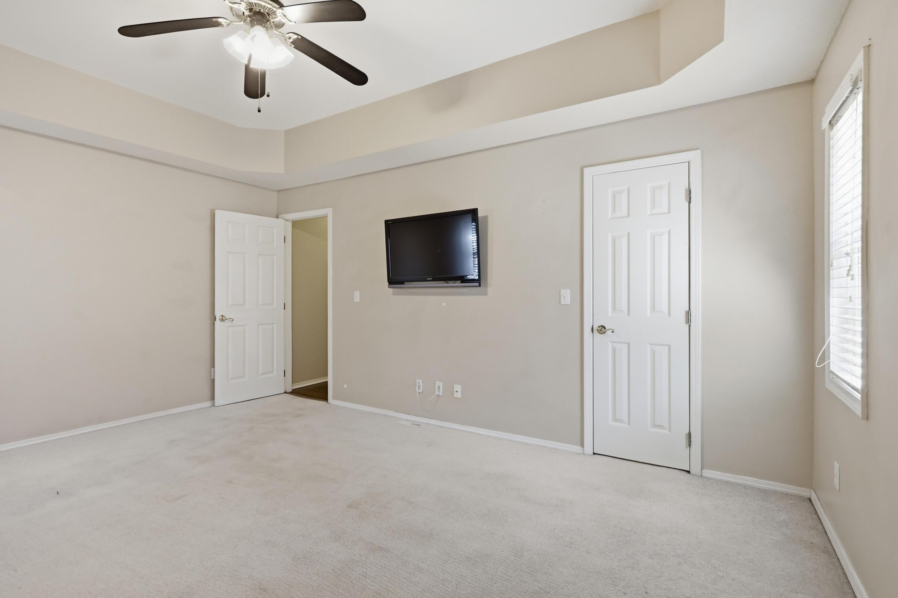 407 Split Rail Drive Property Photo 29