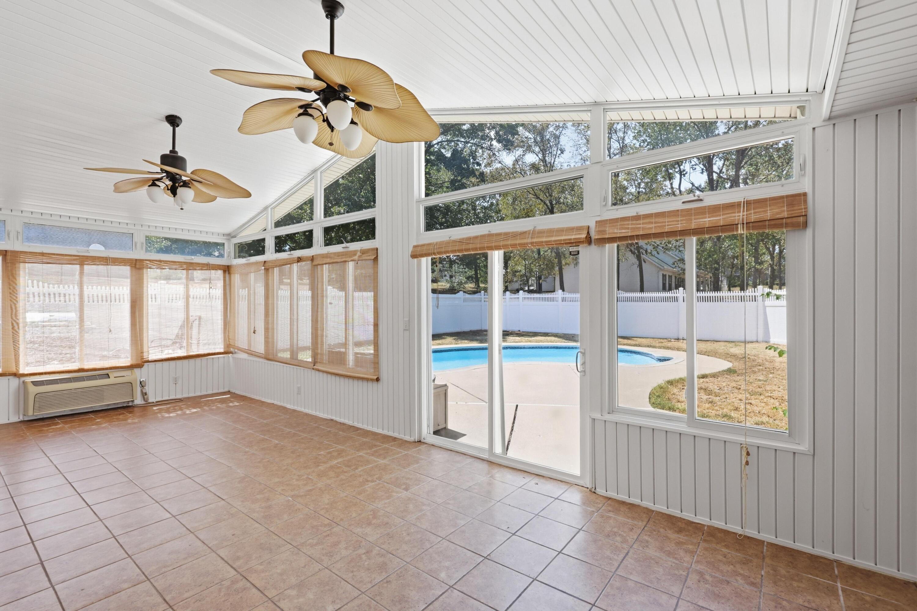 407 Split Rail Drive Property Photo 35