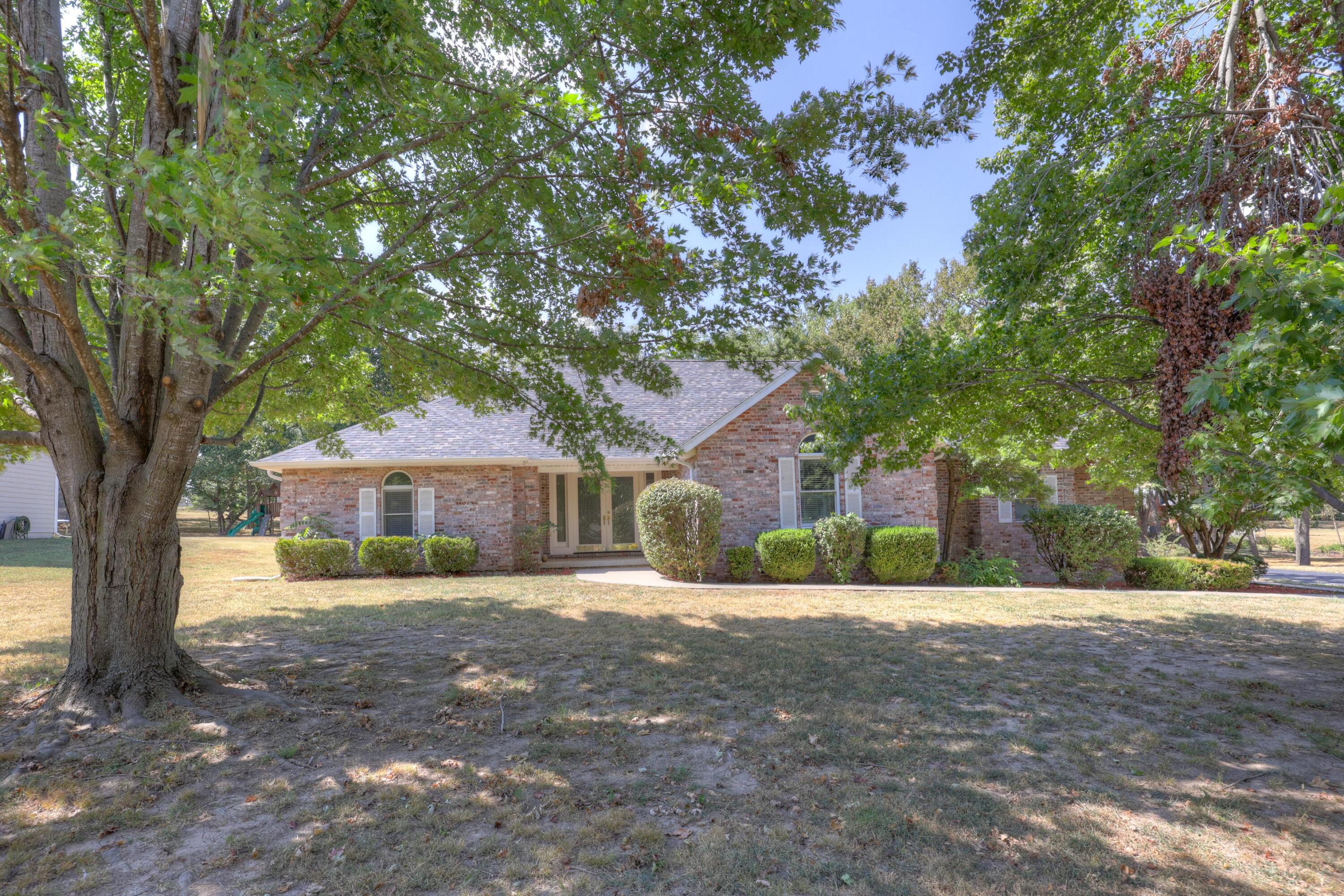 407 Split Rail Drive Property Photo 44