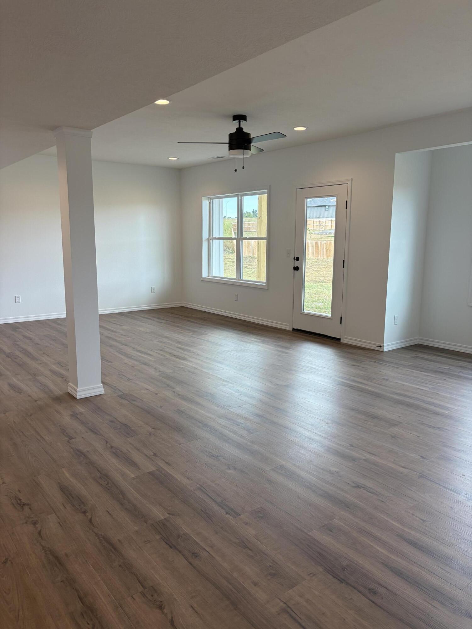 675 West Castor Loop Property Photo 21