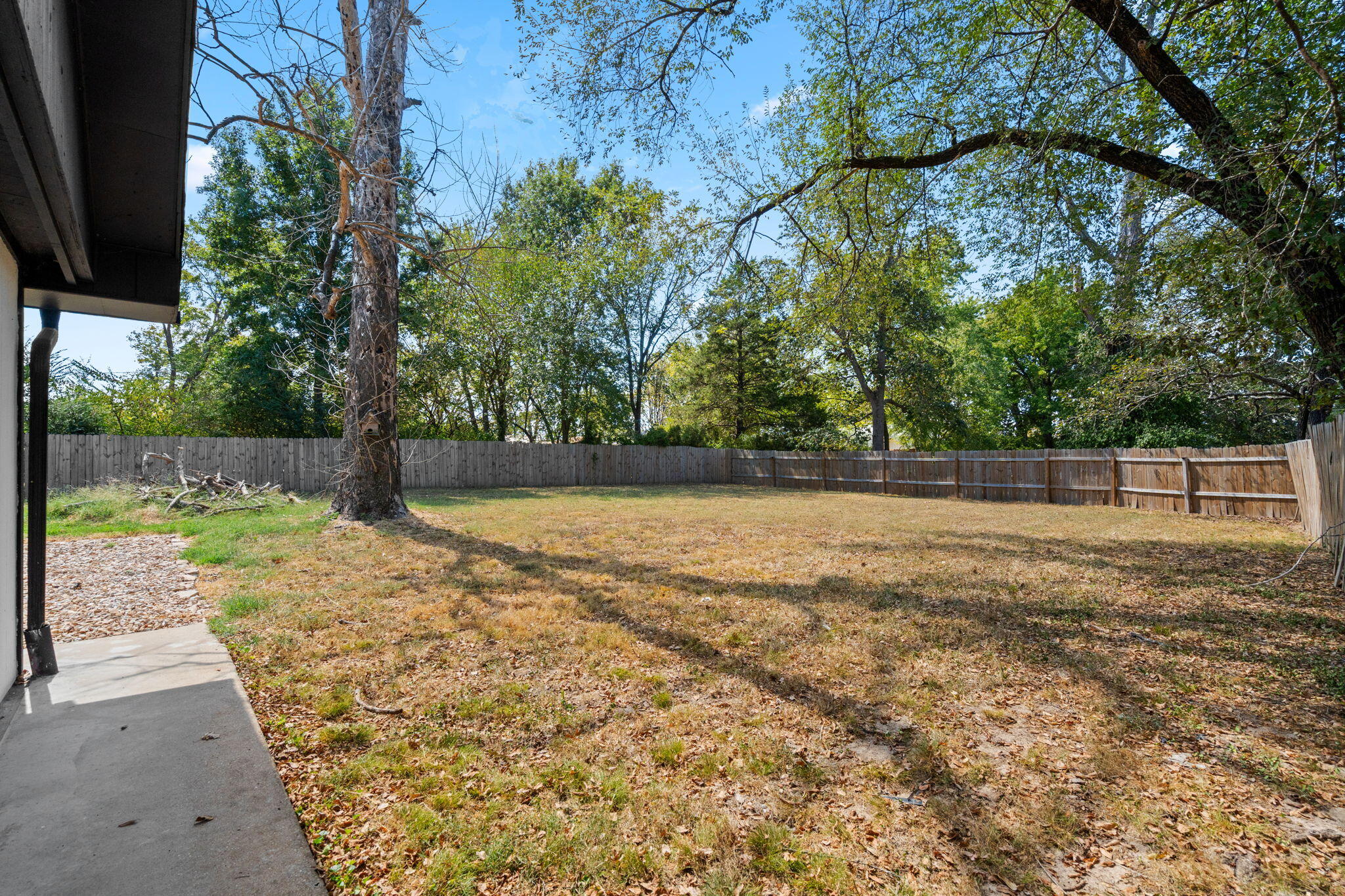 221 North Hickory Street Property Photo 30