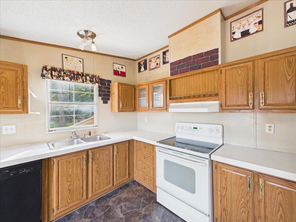 27061 County Road 209 Property Photo 22