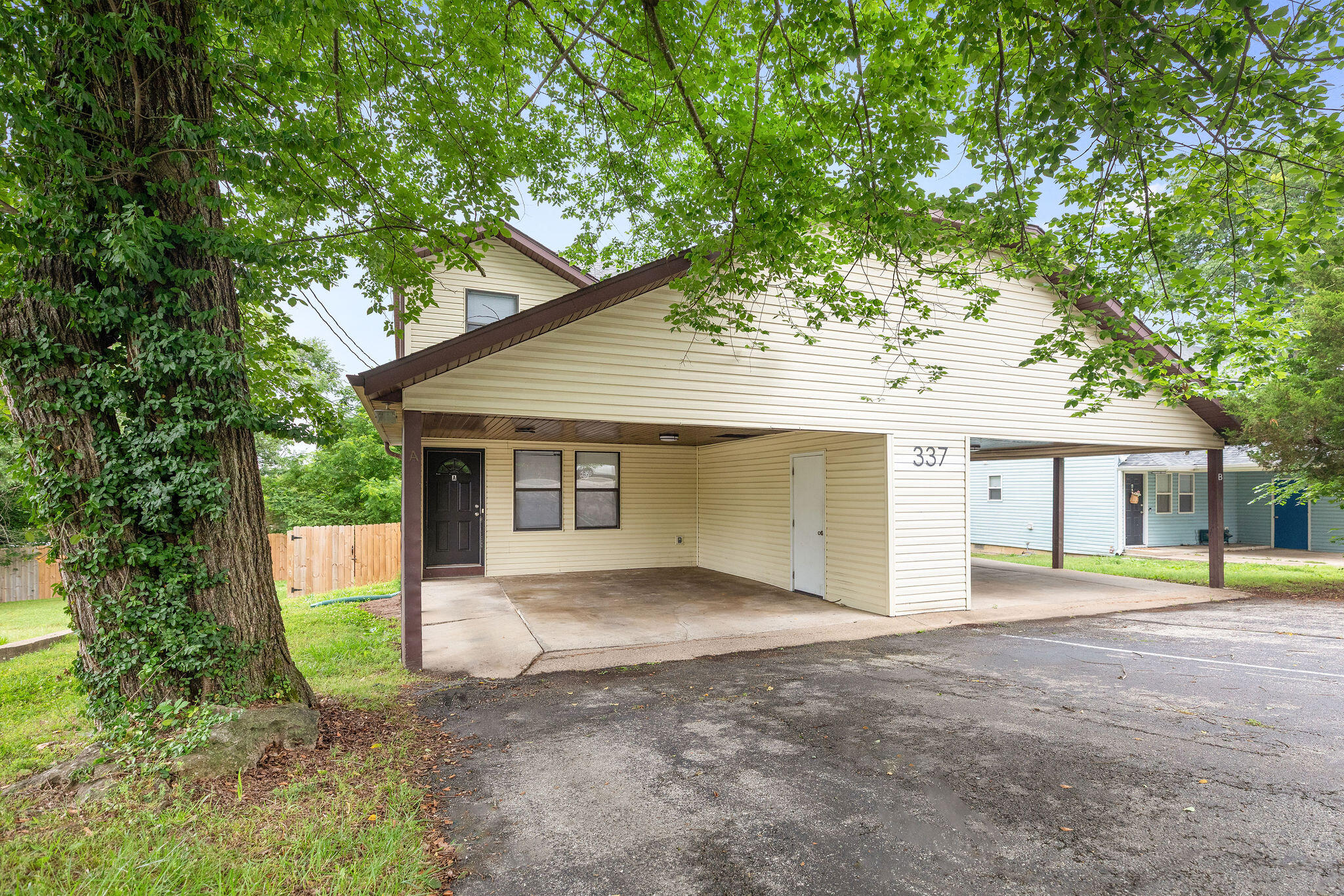 317-347 Hawthorne Street Property Photo 9