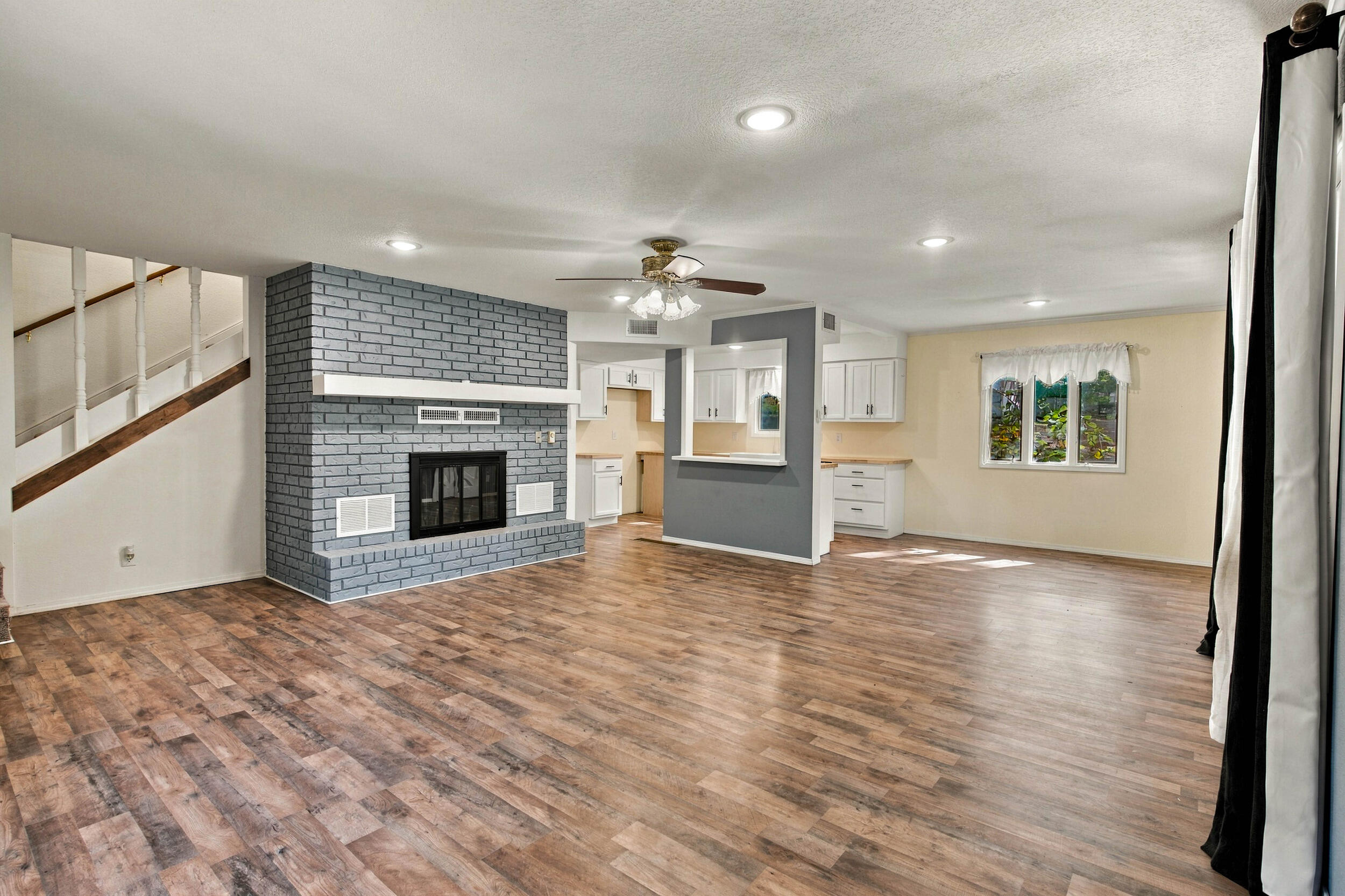 1000 Hickory Street Property Photo 24
