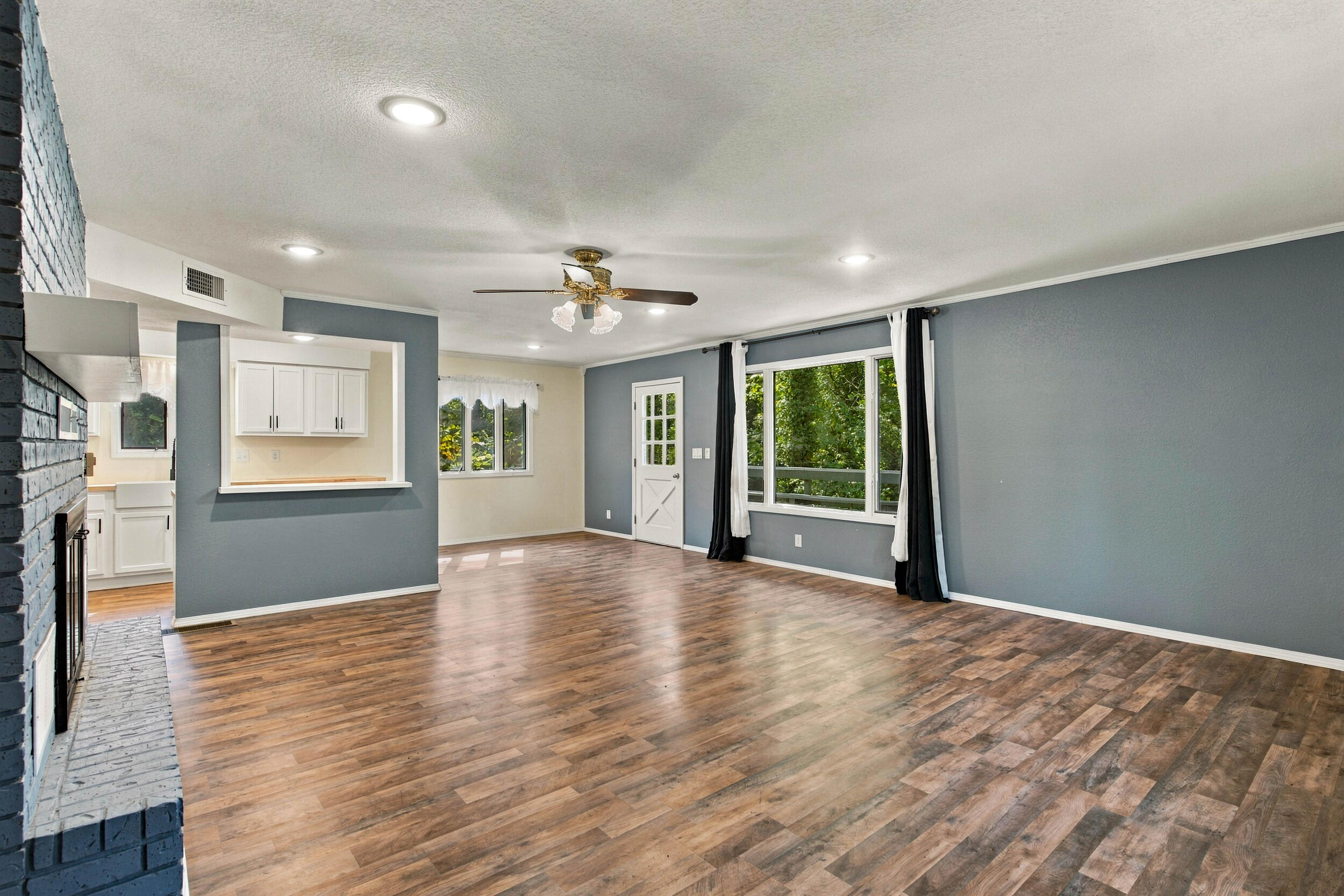 1000 Hickory Street Property Photo 25