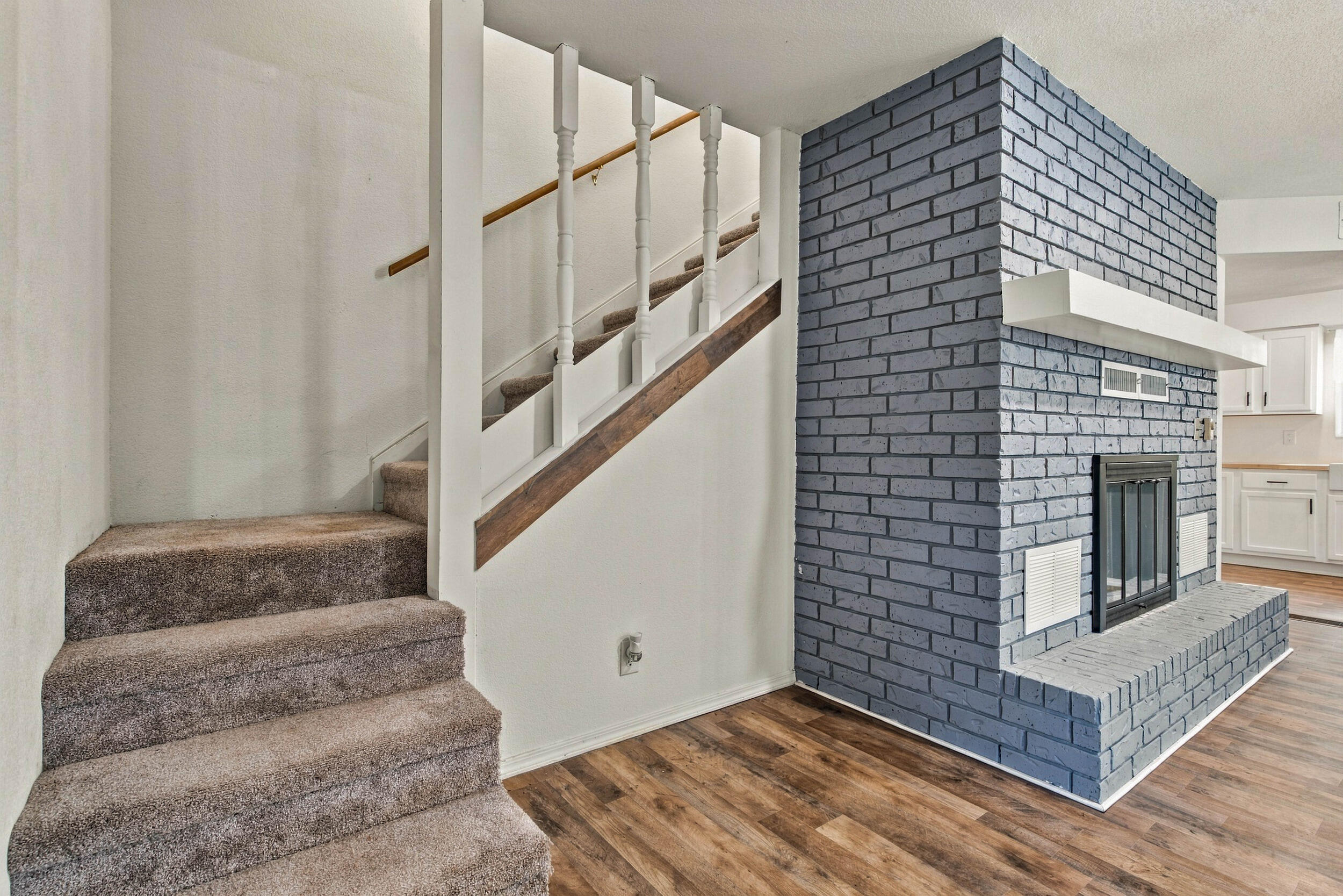 1000 Hickory Street Property Photo 28