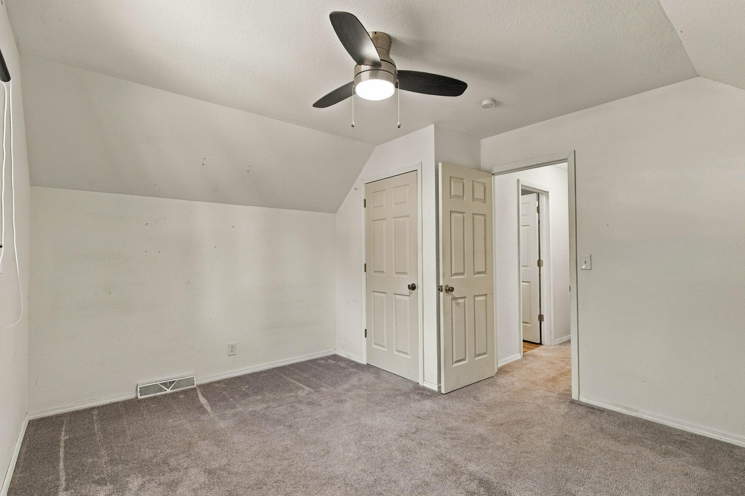 1000 Hickory Street Property Photo 34
