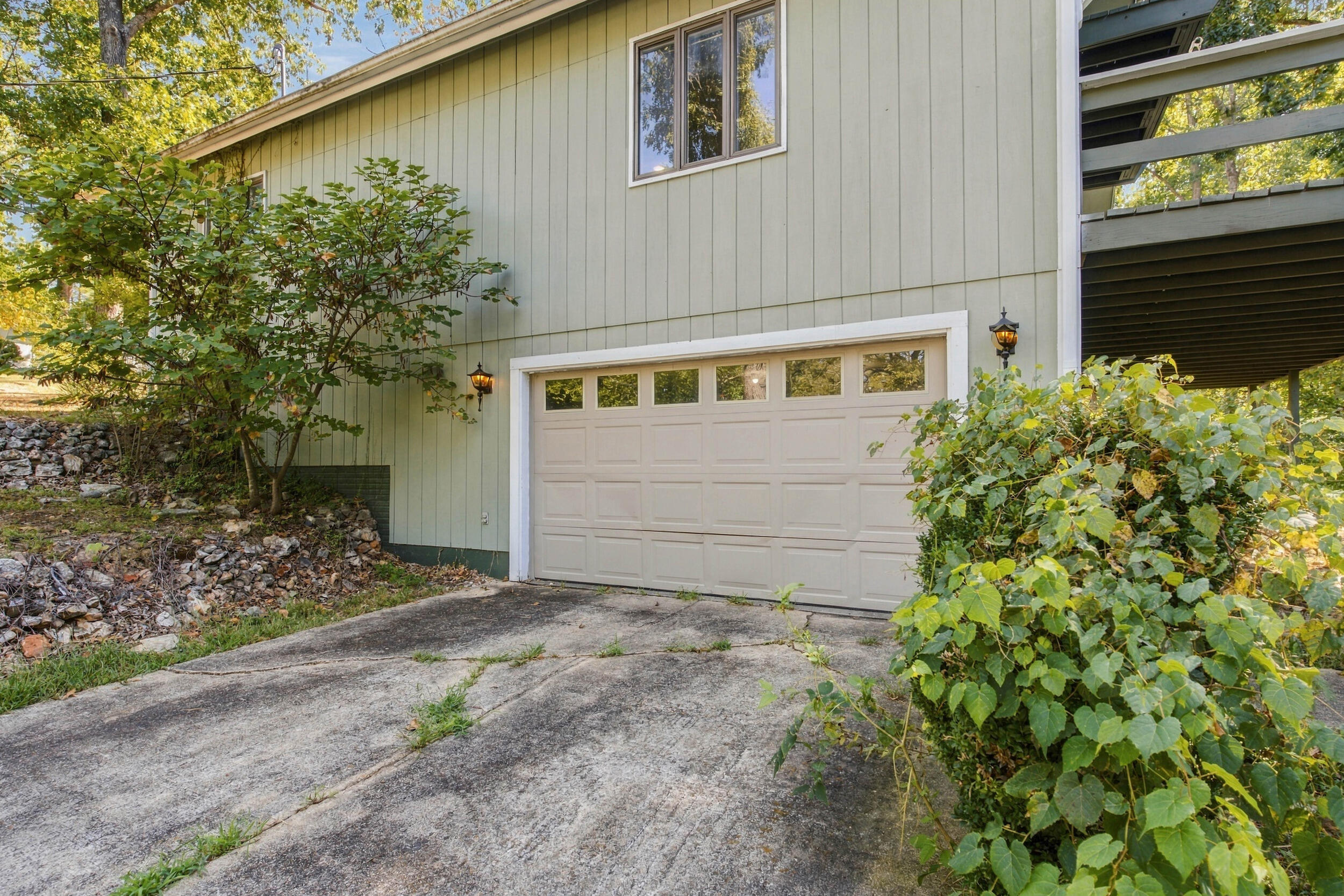 1000 Hickory Street Property Photo 41