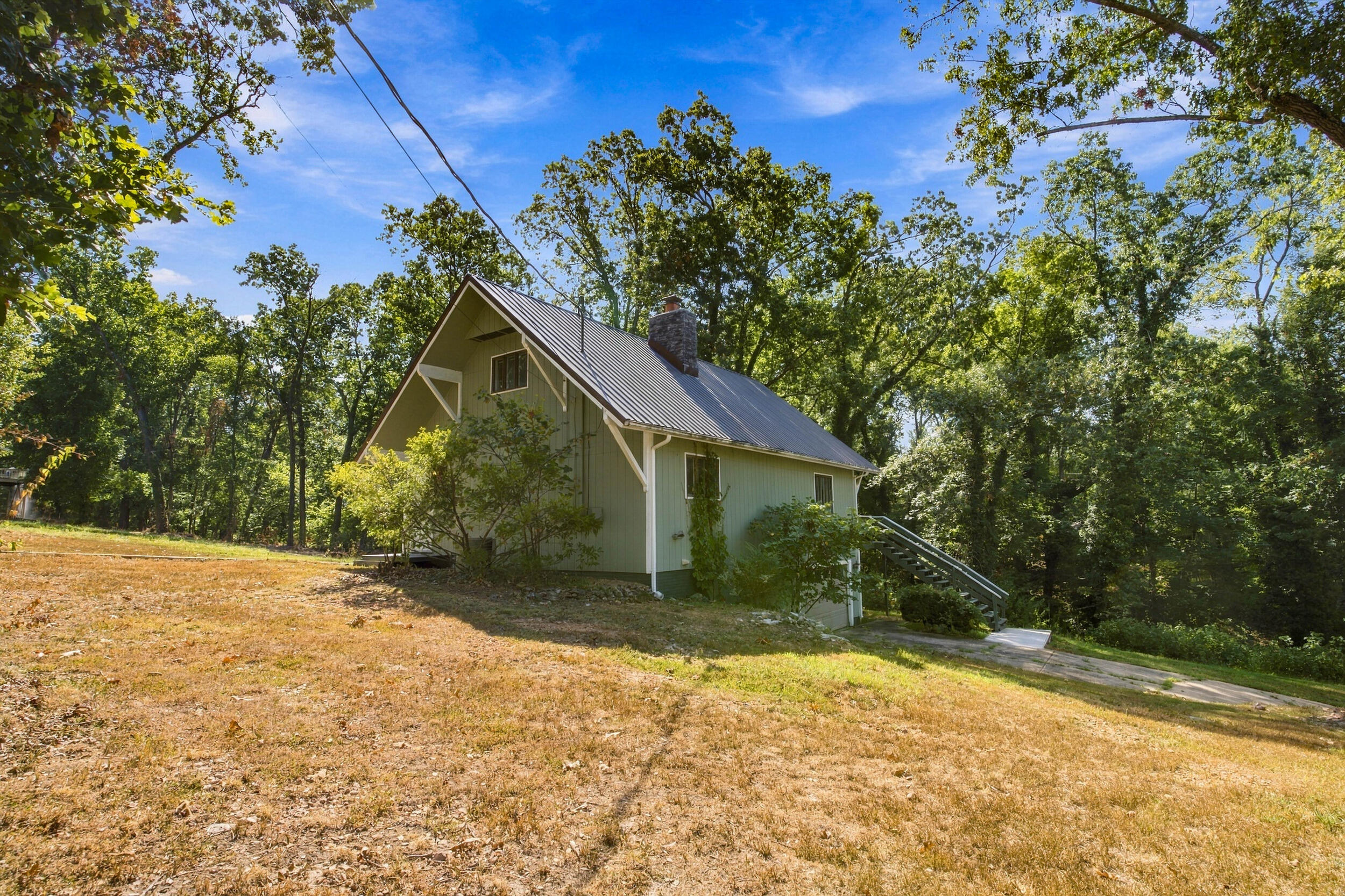 1000 Hickory Street Property Photo 43