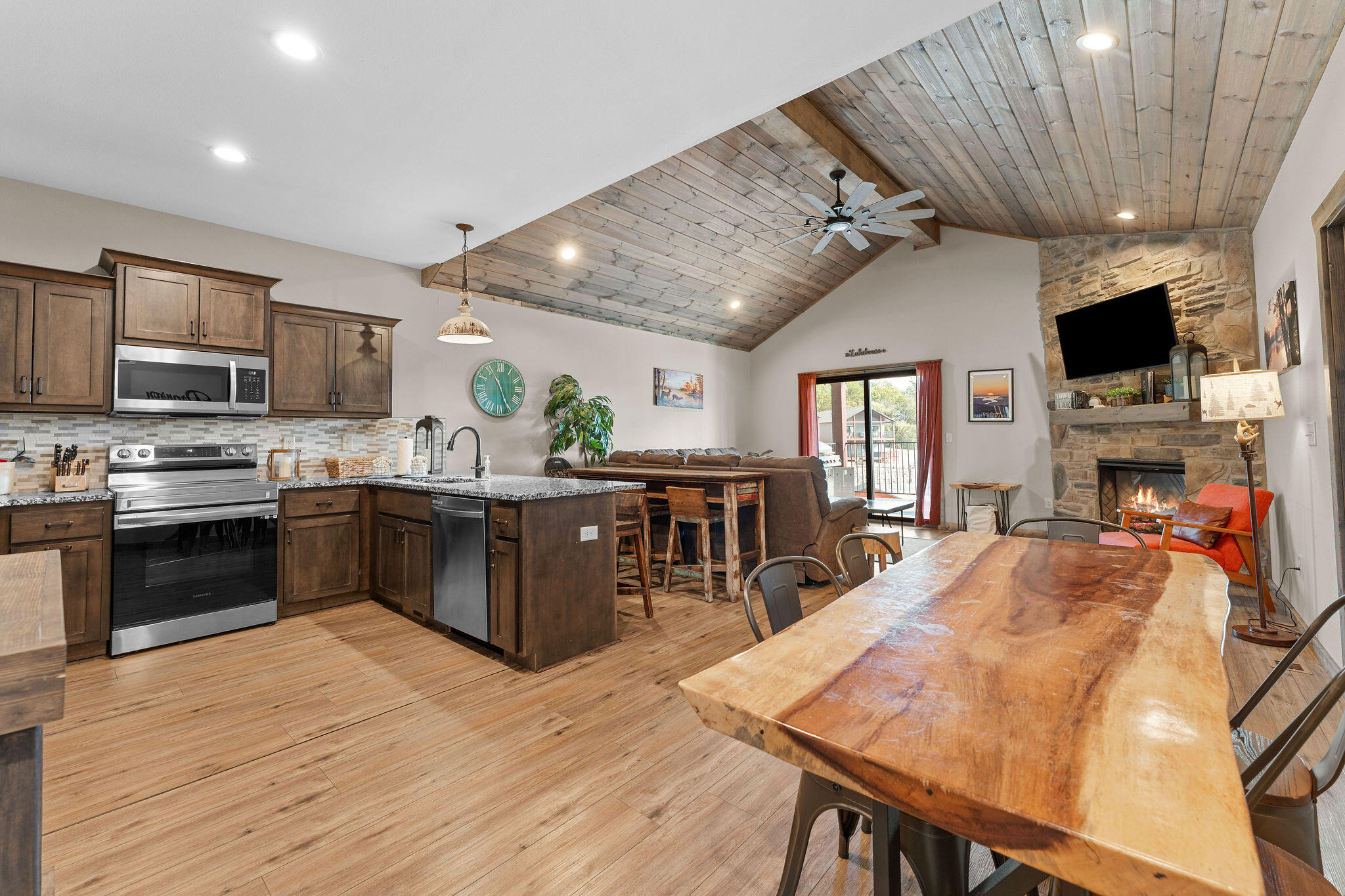 120 Jays Way Property Photo 17