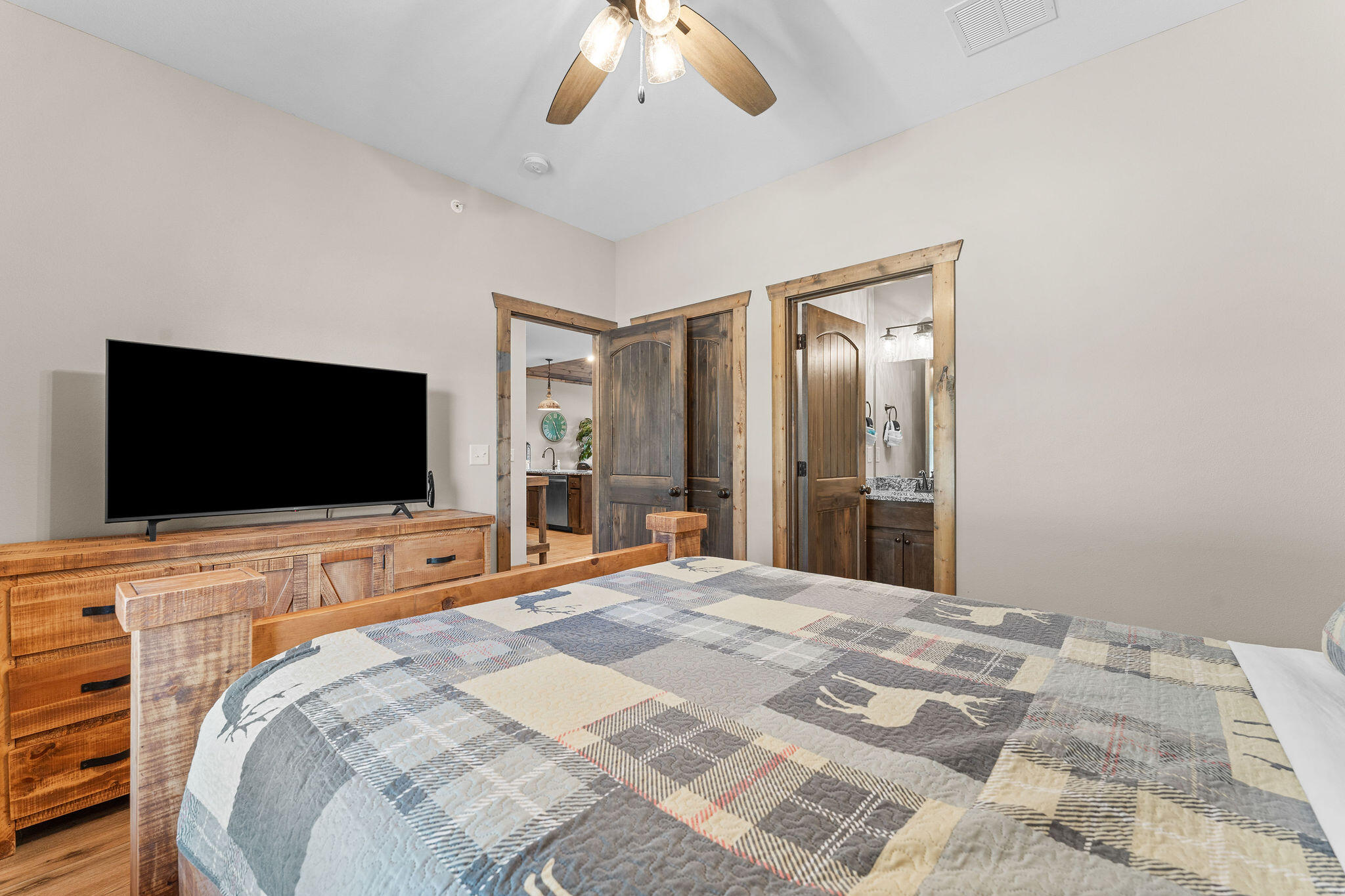 120 Jays Way Property Photo 31