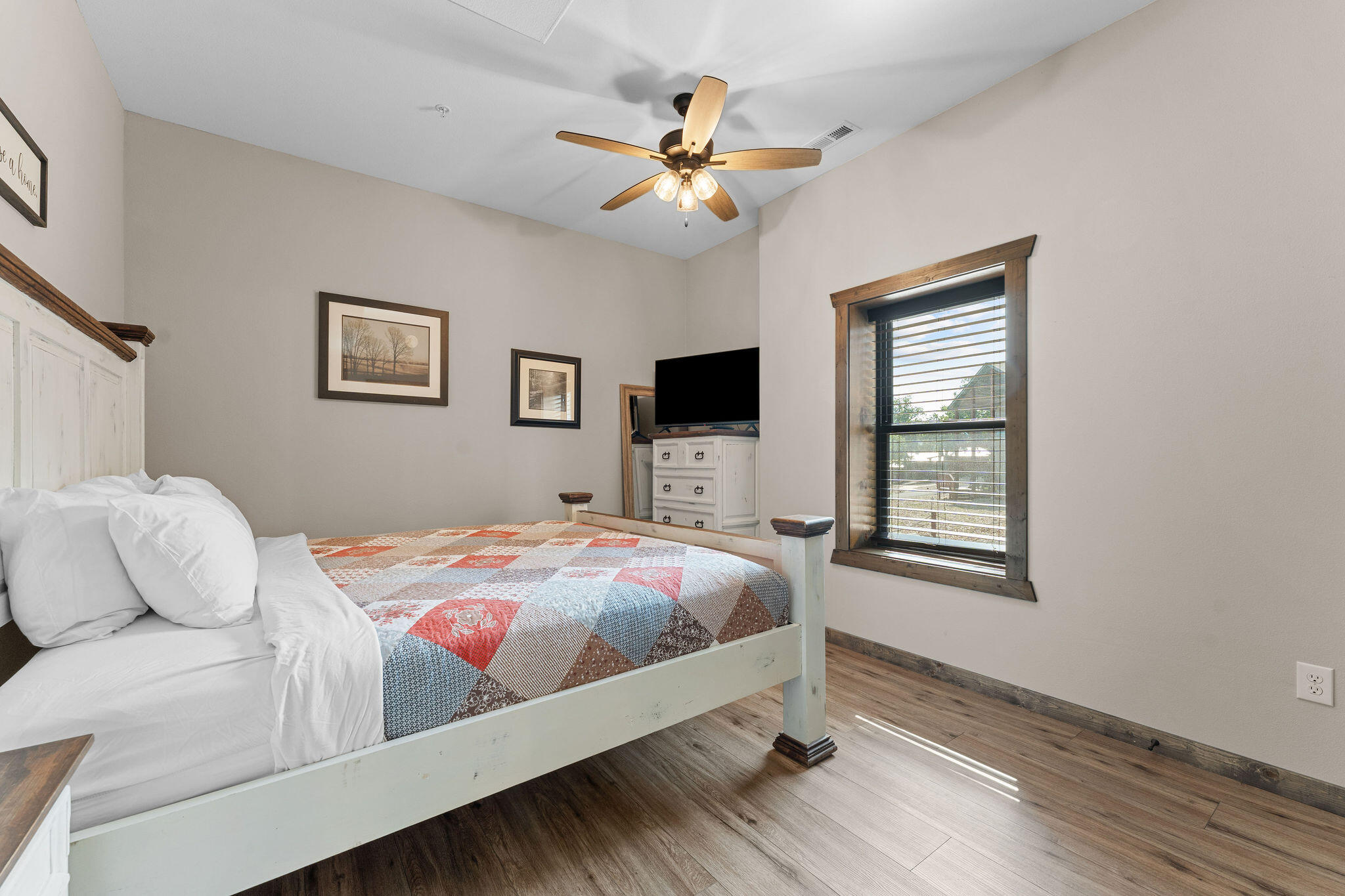 120 Jays Way Property Photo 36