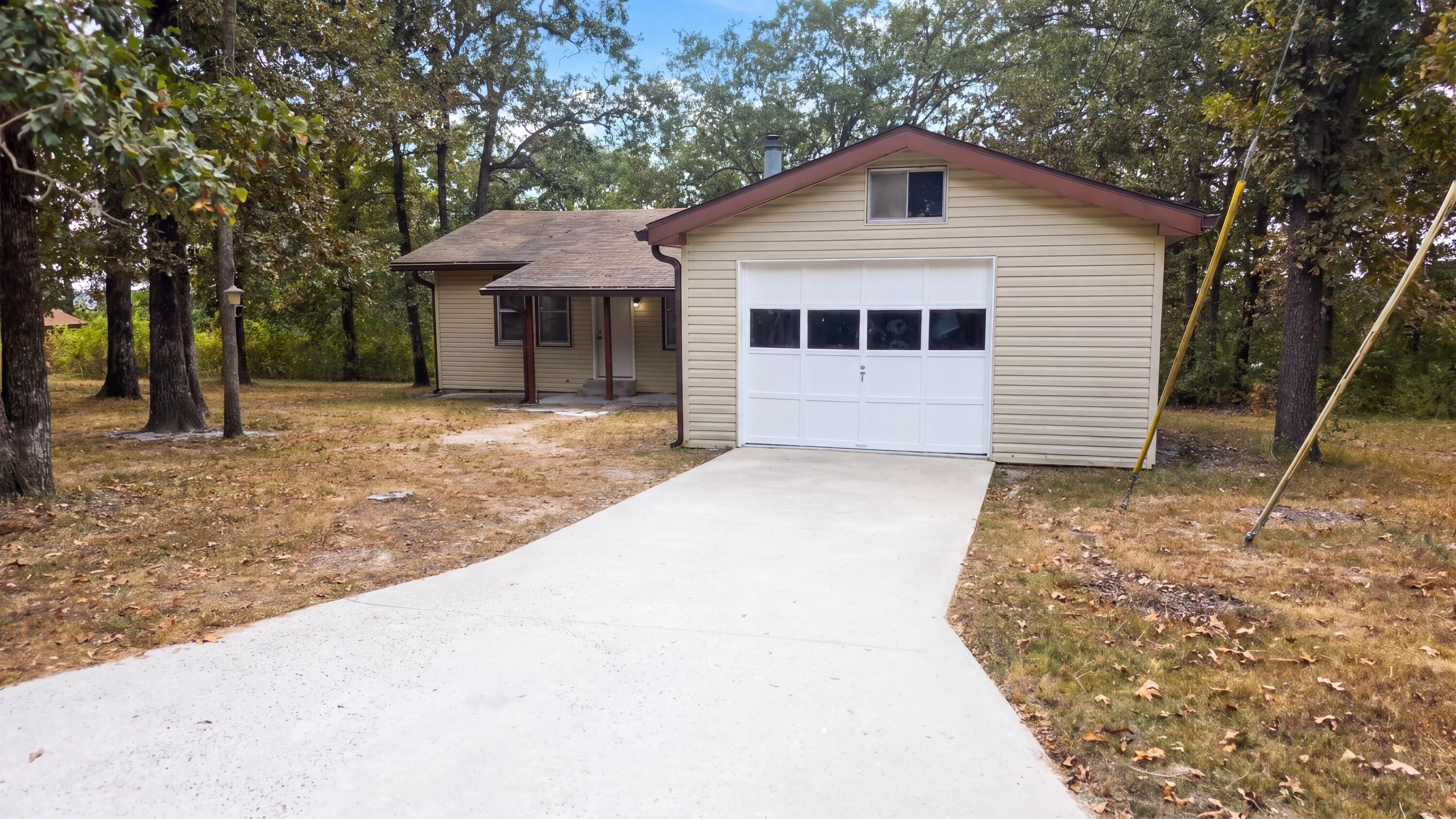 22182 County Road 288 Property Photo 1