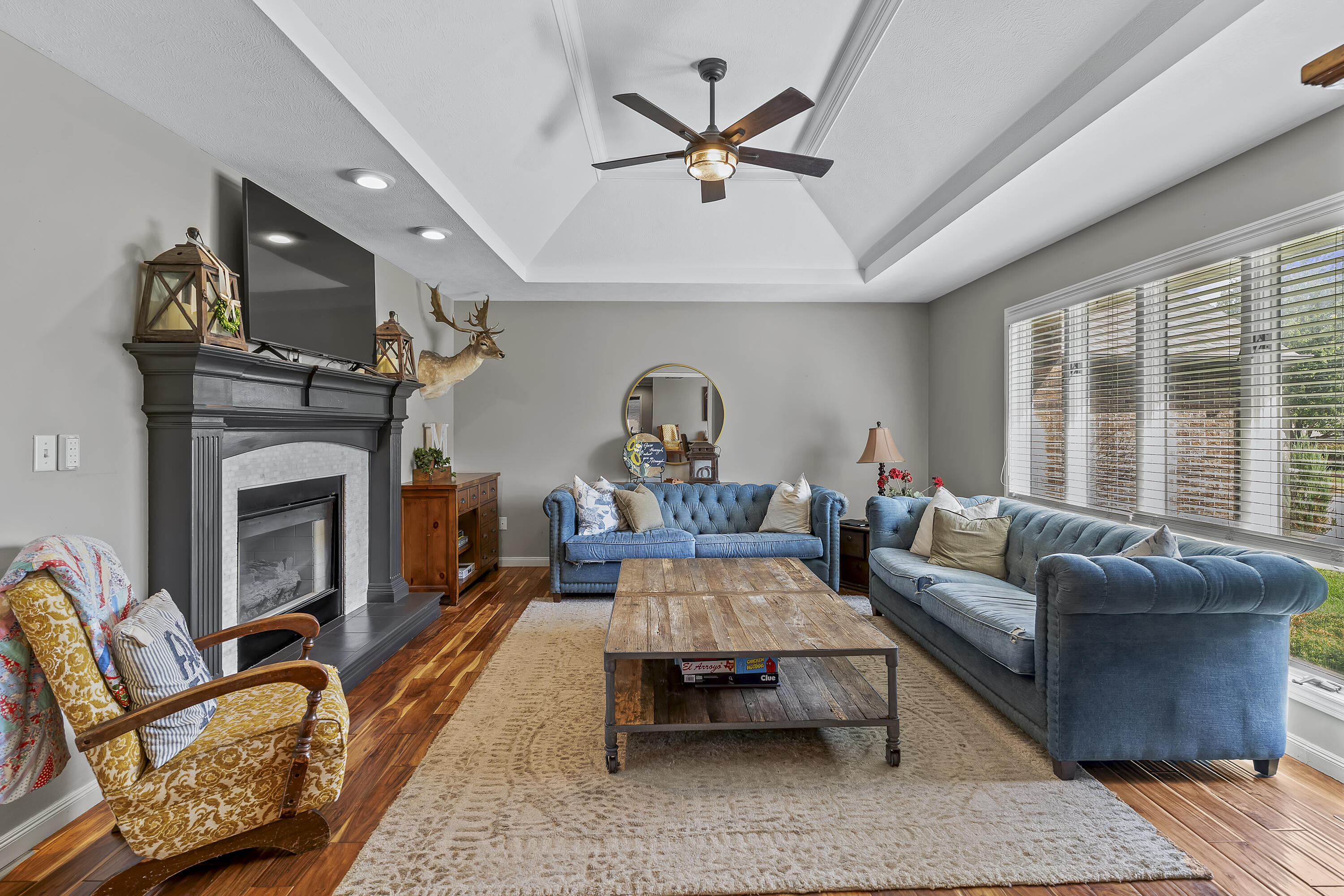 4625 South Turnberry Avenue Property Photo 4