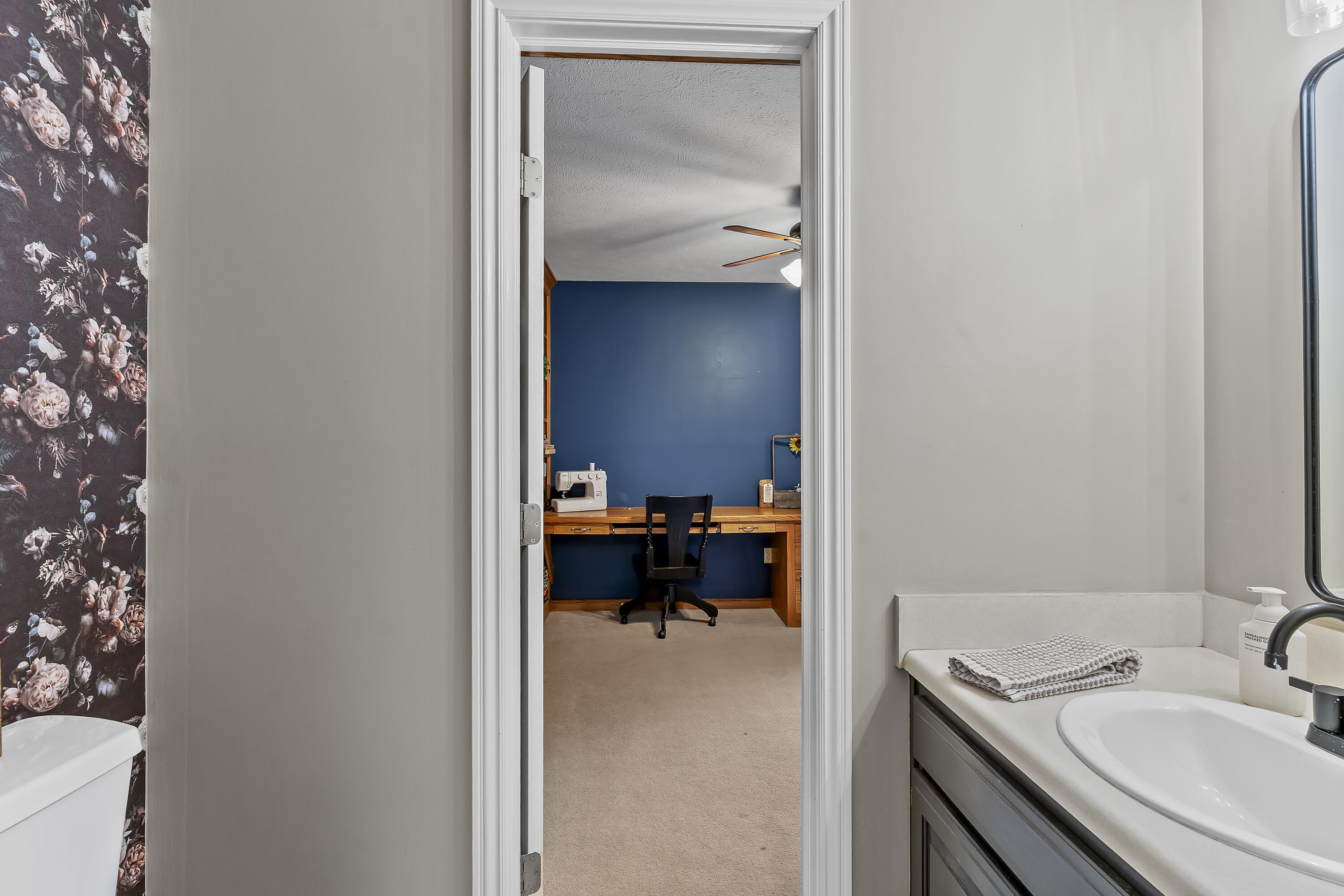 4625 South Turnberry Avenue Property Photo 38