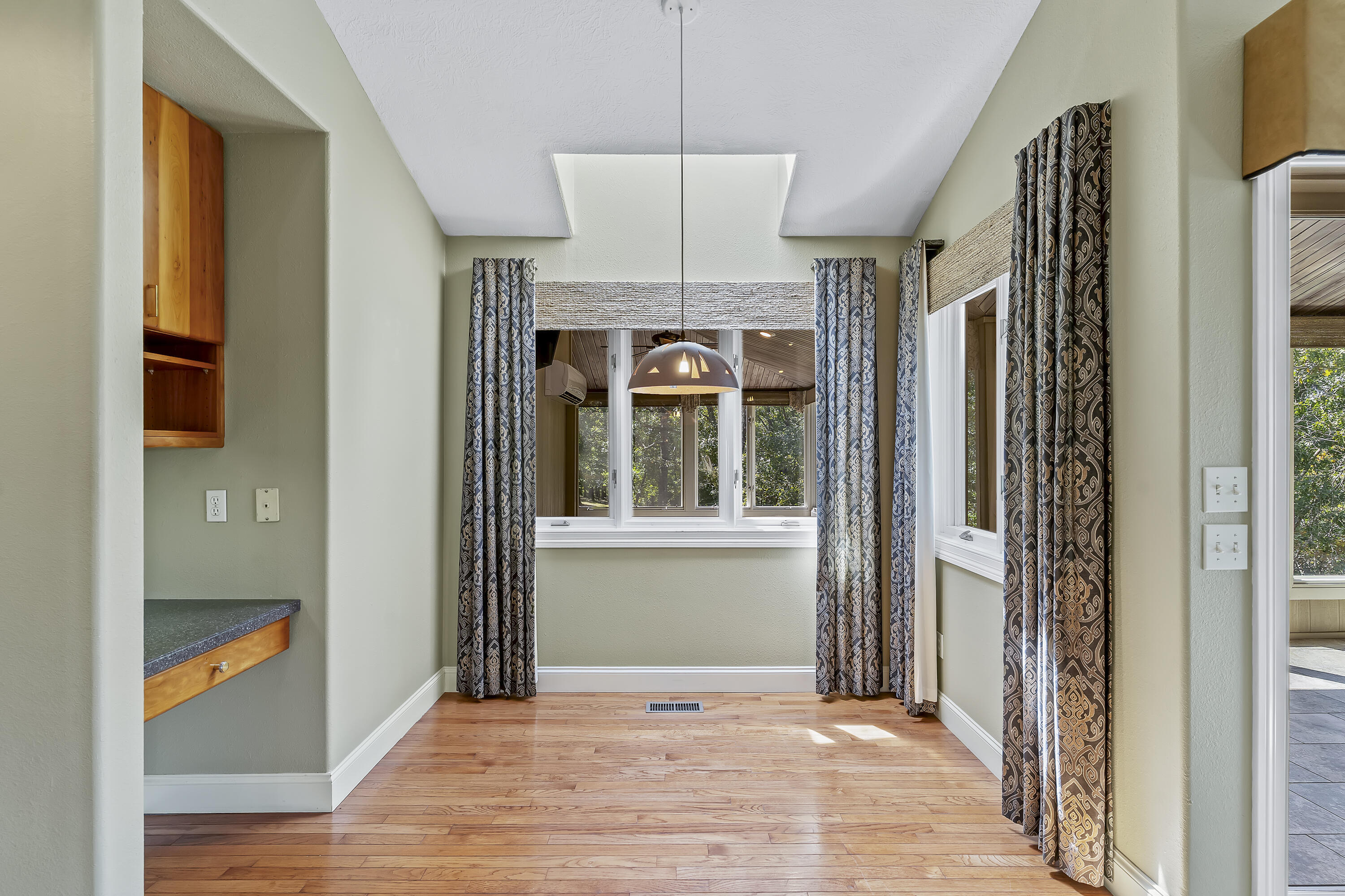 740 Russel Ridge Road Property Photo 18