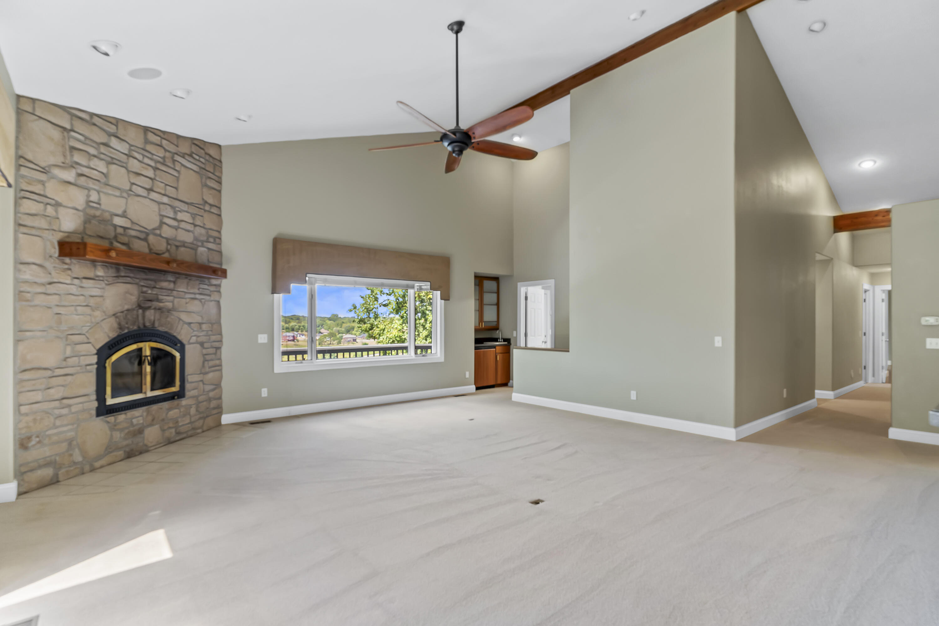 740 Russel Ridge Road Property Photo 21