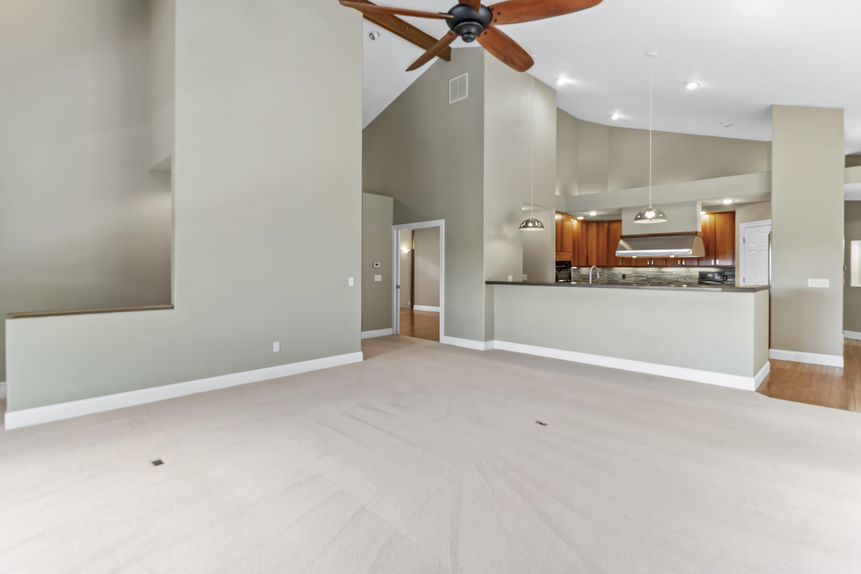 740 Russel Ridge Road Property Photo 23