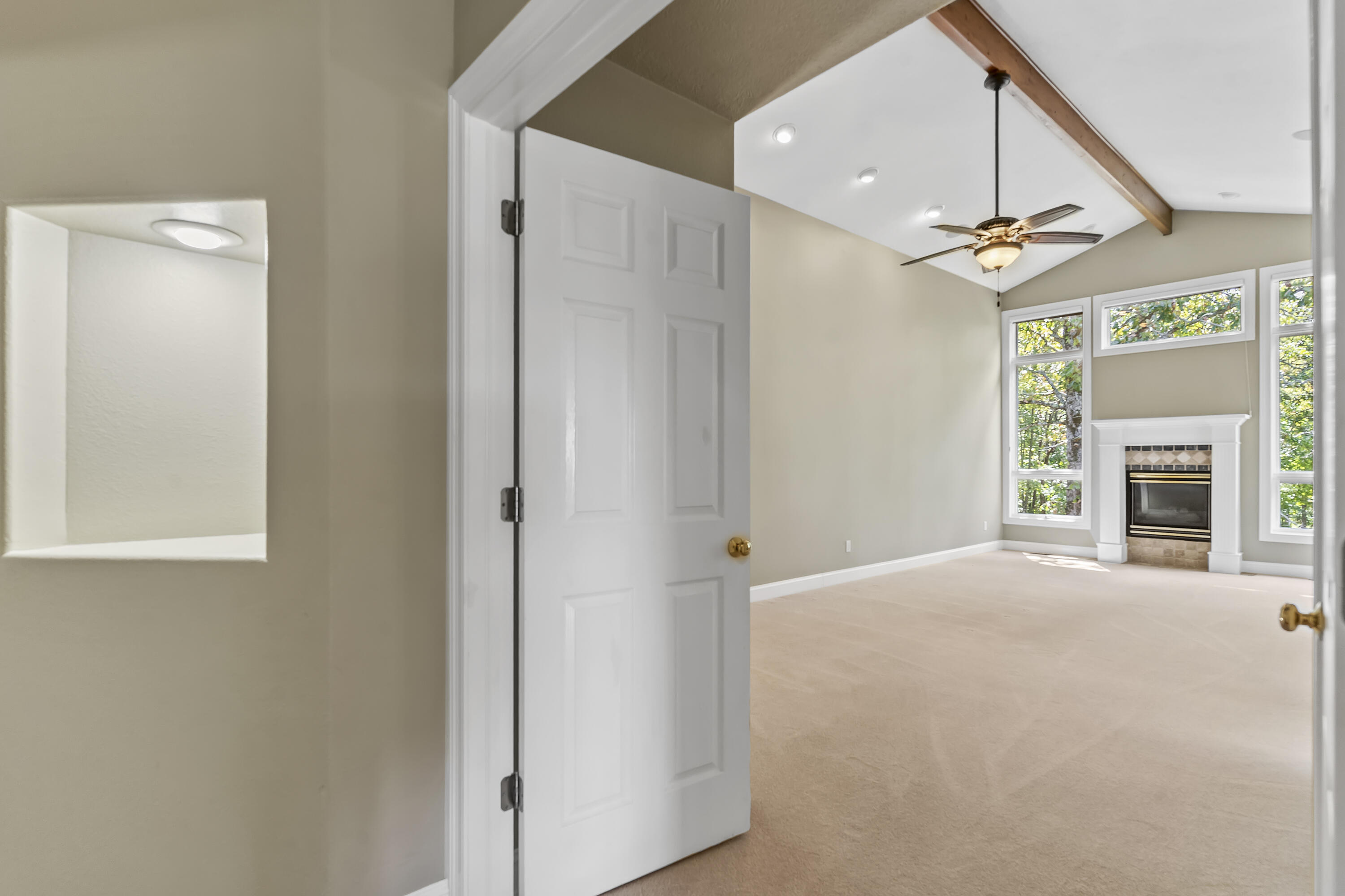 740 Russel Ridge Road Property Photo 30