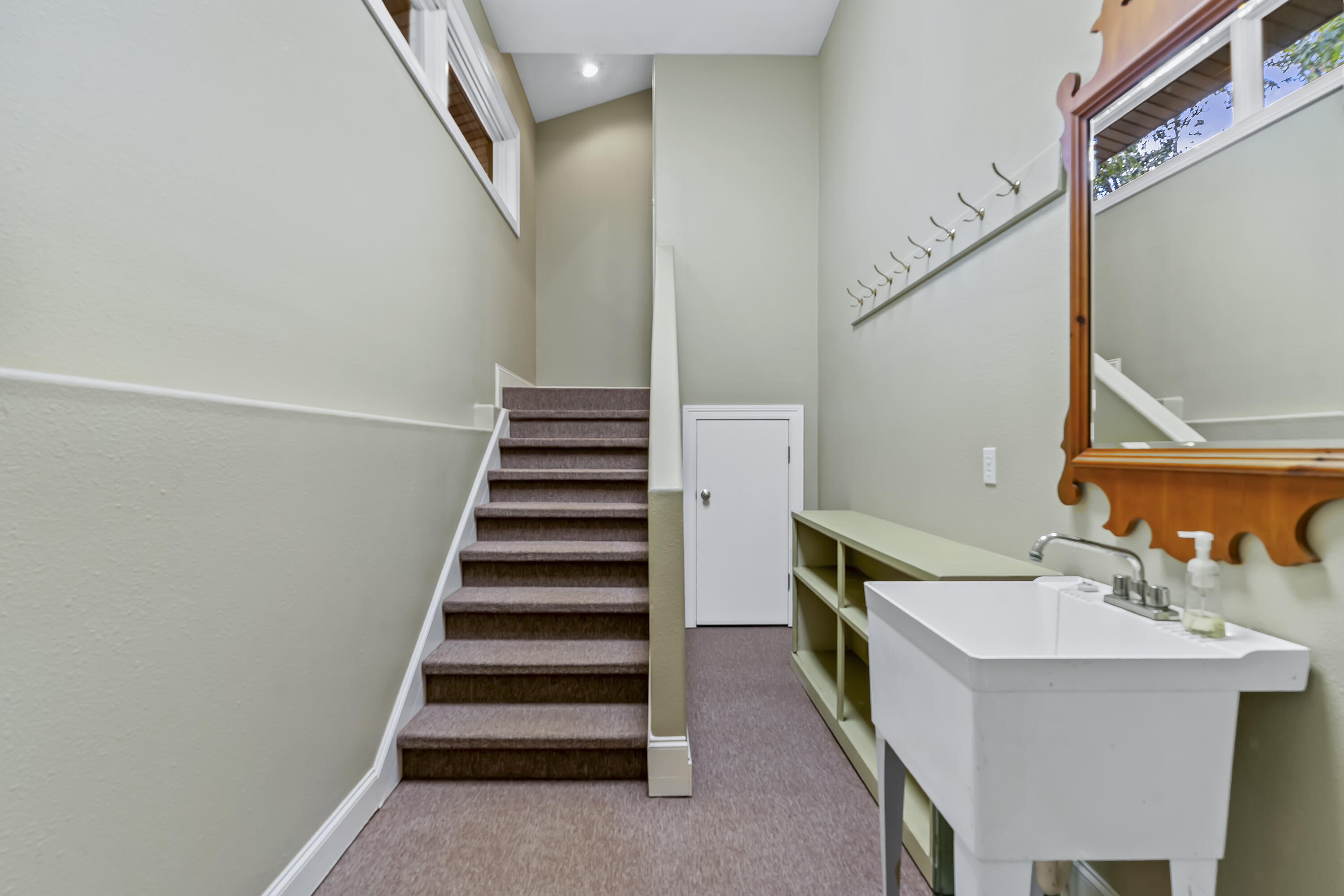 740 Russel Ridge Road Property Photo 60