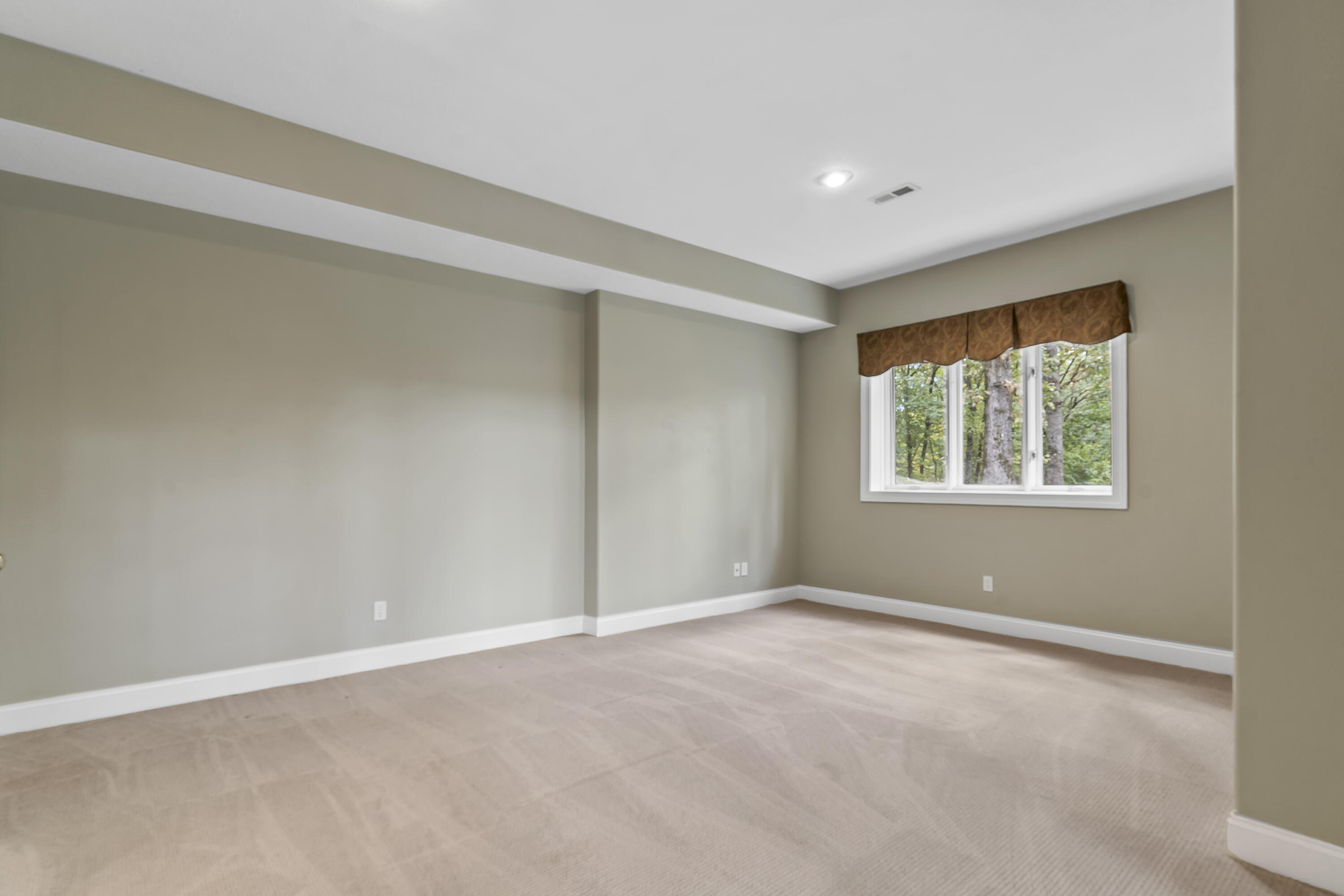 740 Russel Ridge Road Property Photo 61