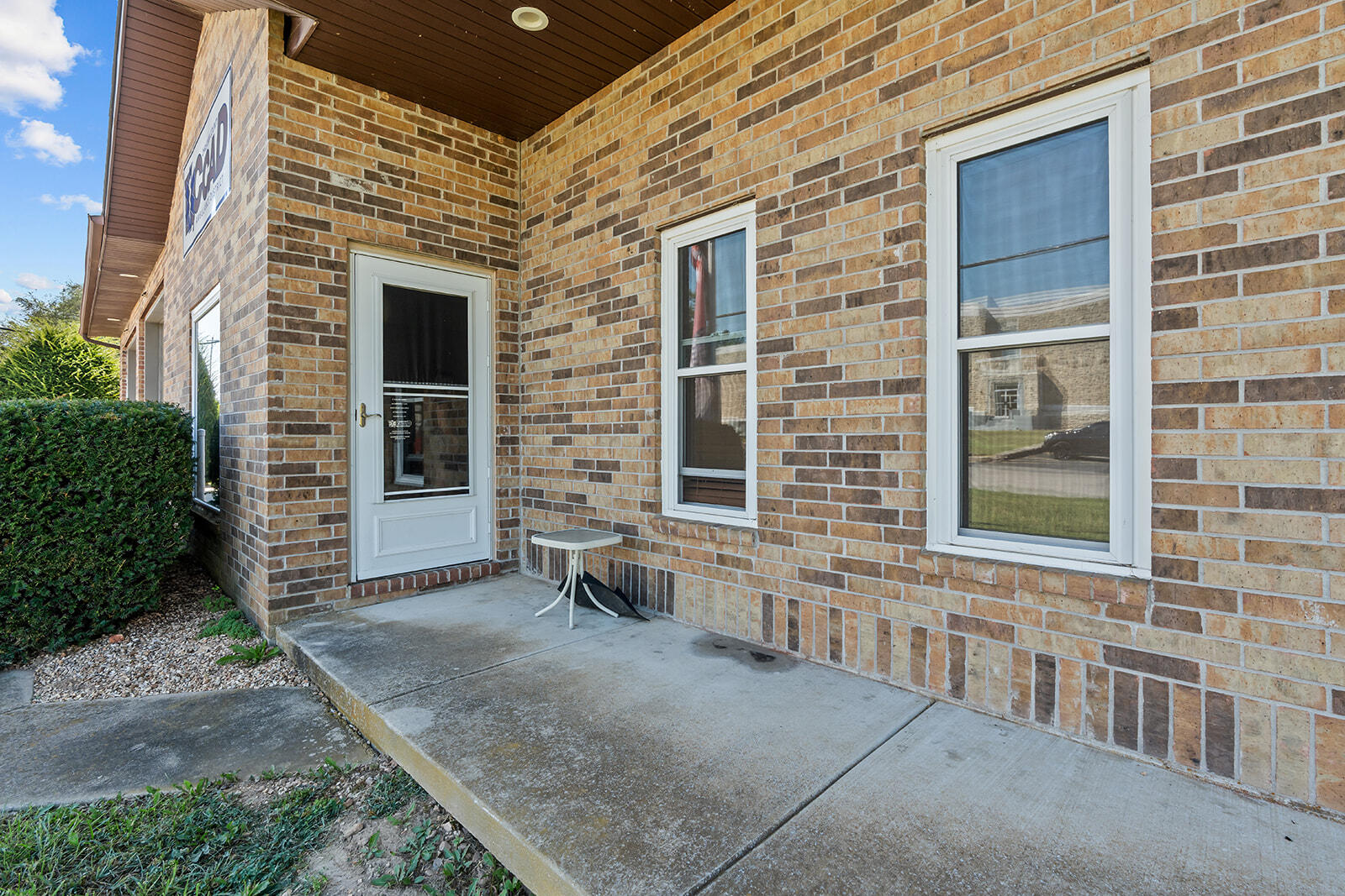 341 North Avenue Property Photo 9