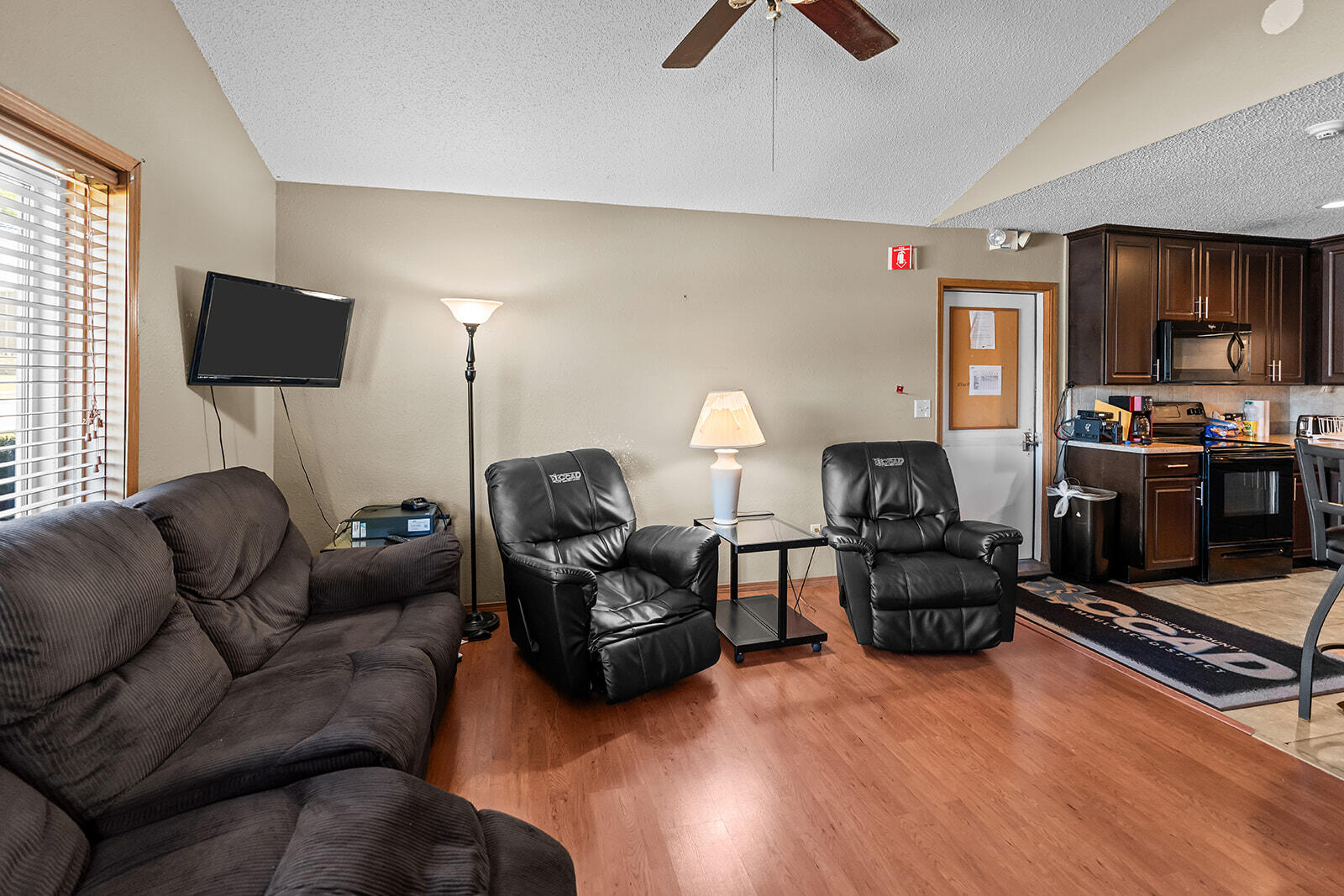 341 North Avenue Property Photo 10