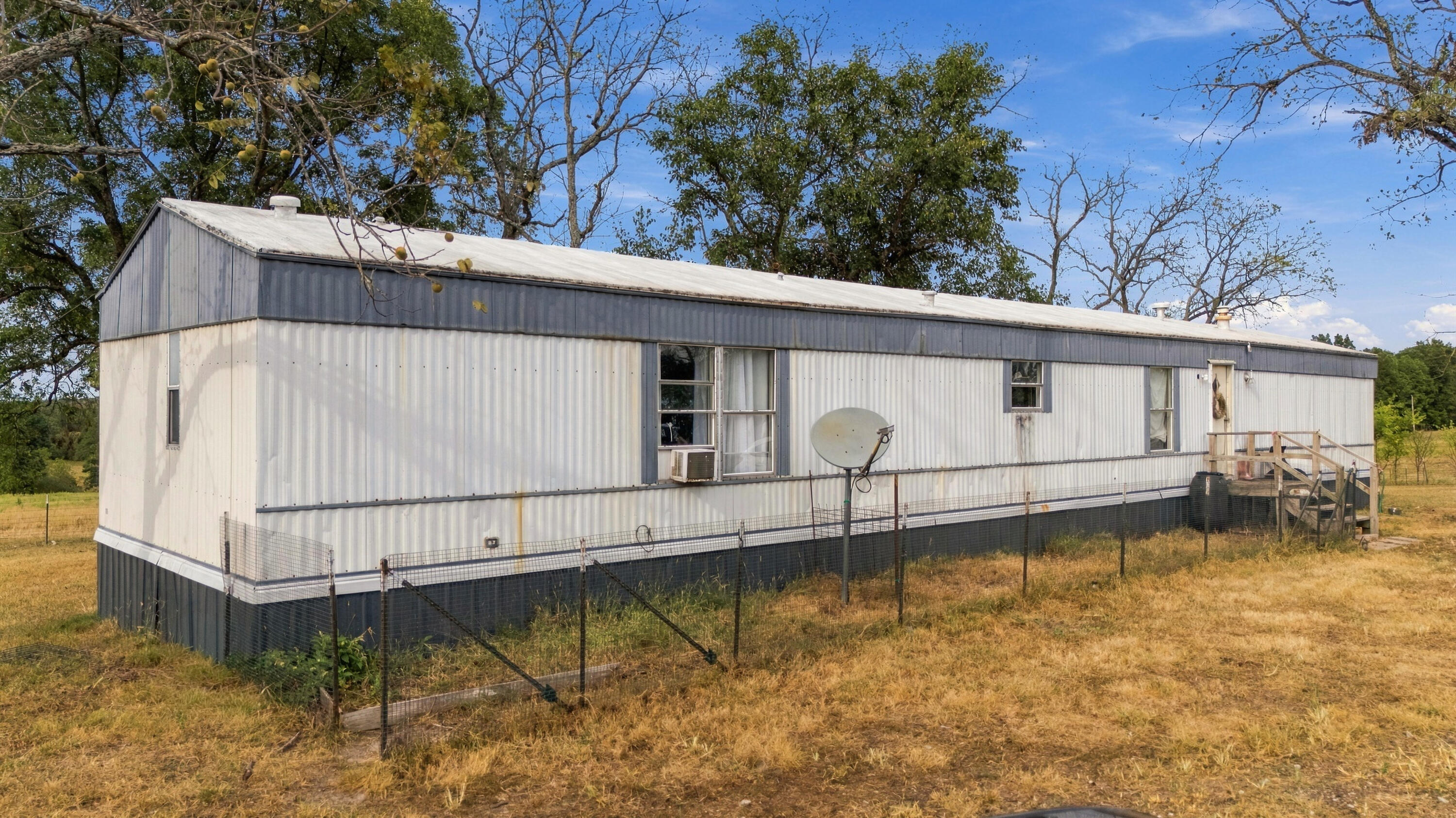 3953 County Road 4990 Property Photo 42