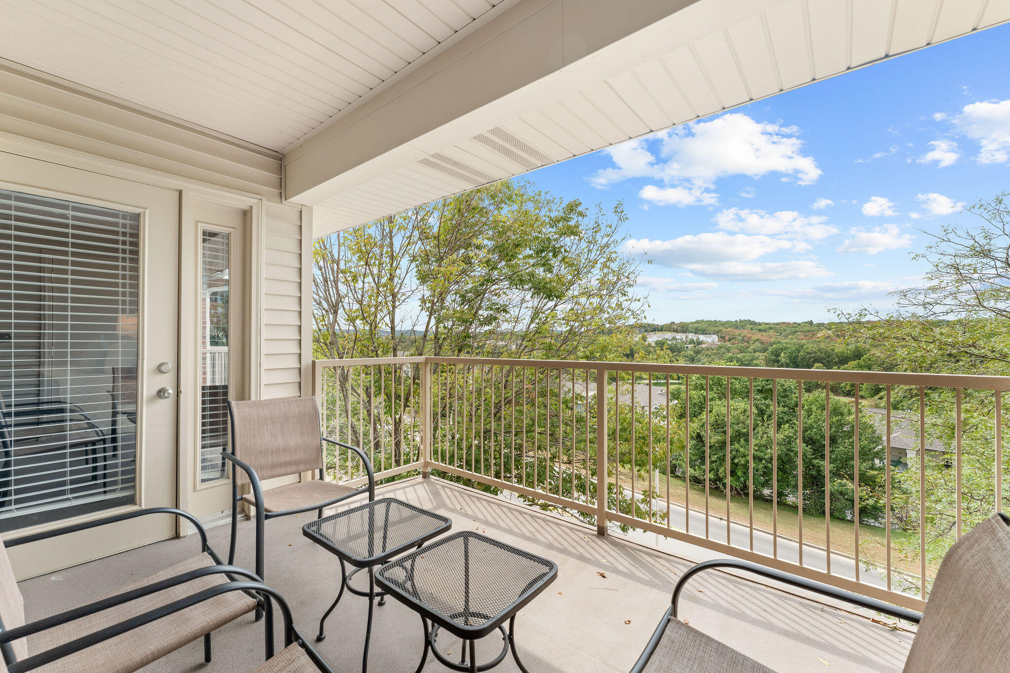 350 South Wildwood Drive # E20 Property Photo 12