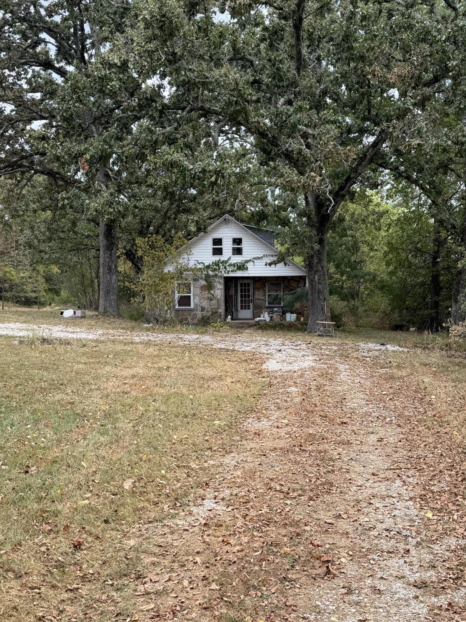 23905 East State Hwy 14 Property Photo 2