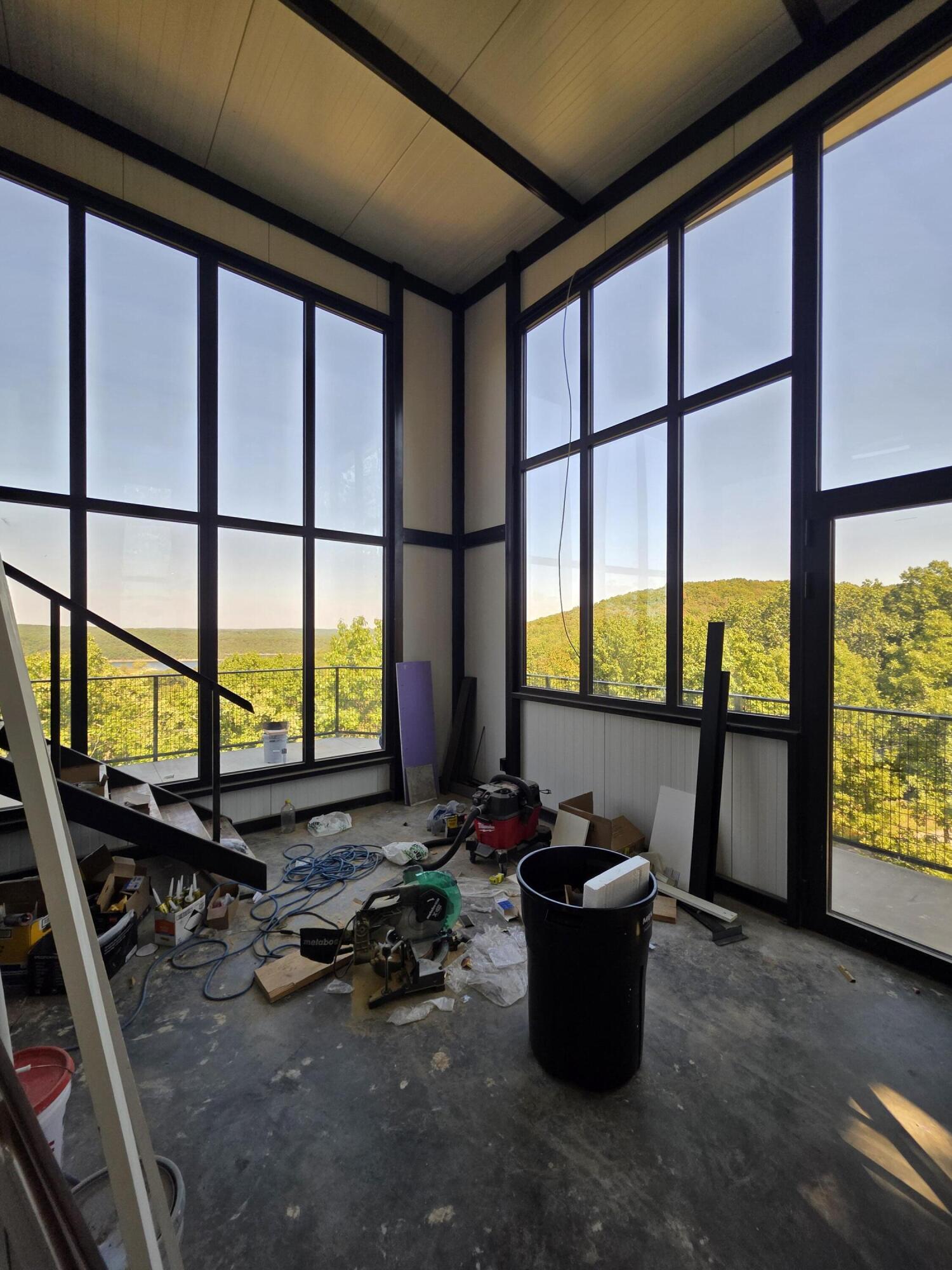 13827 Skyline Drive Property Photo 18