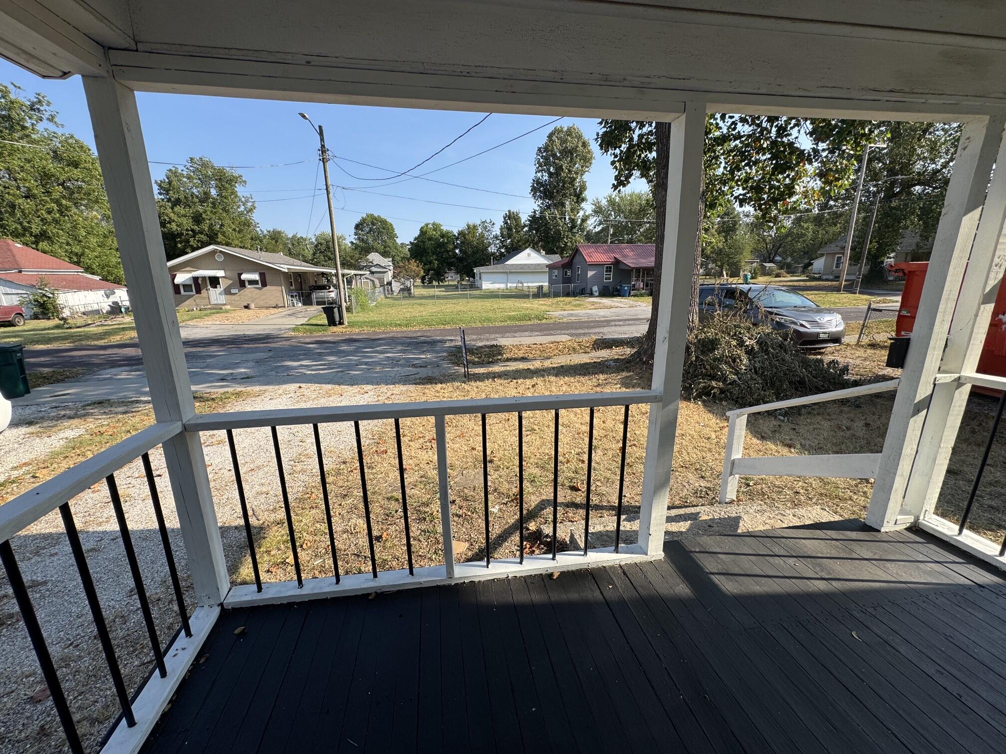 2106 West Webster Street Property Photo 8