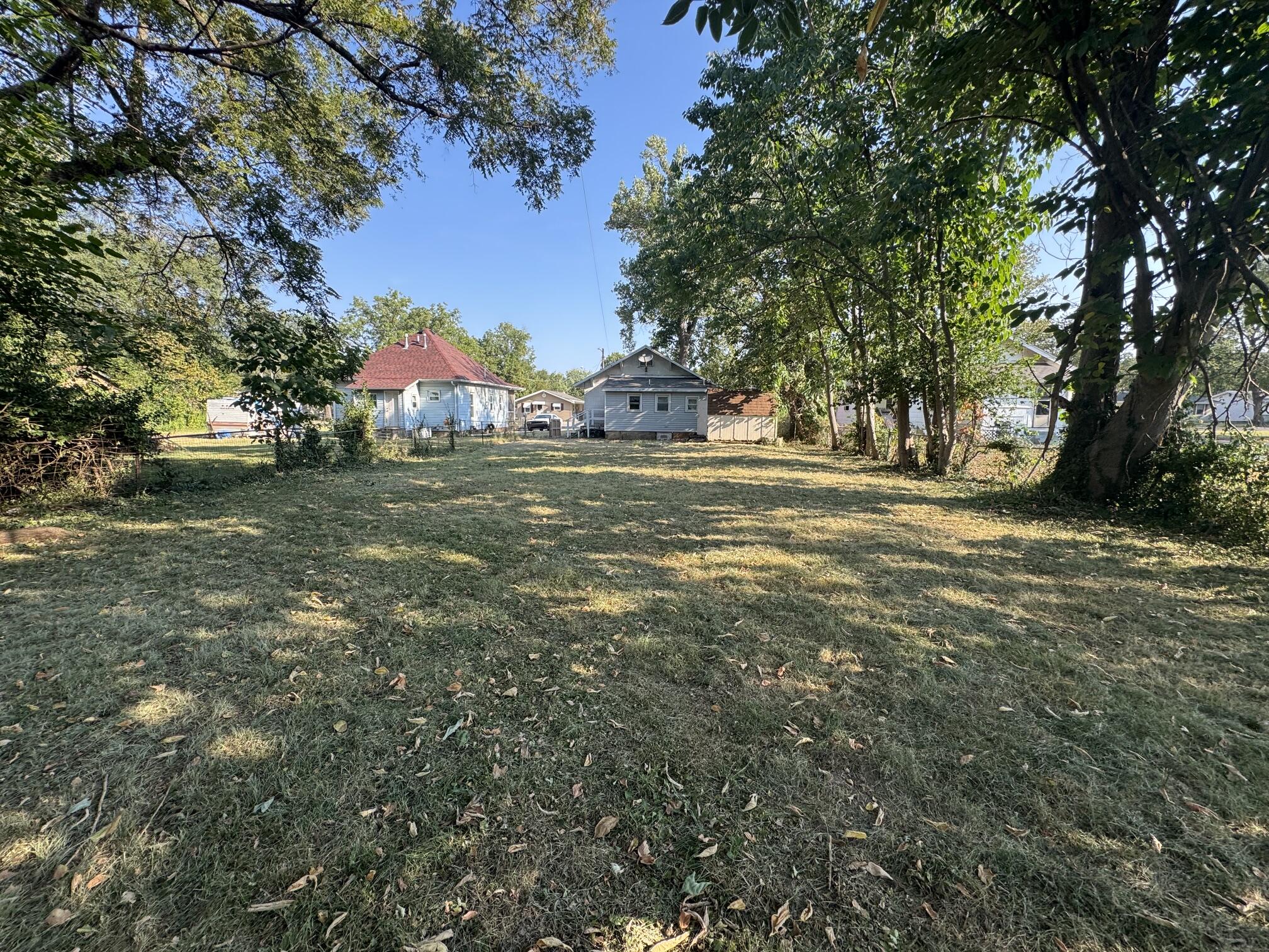 2106 West Webster Street Property Photo 10