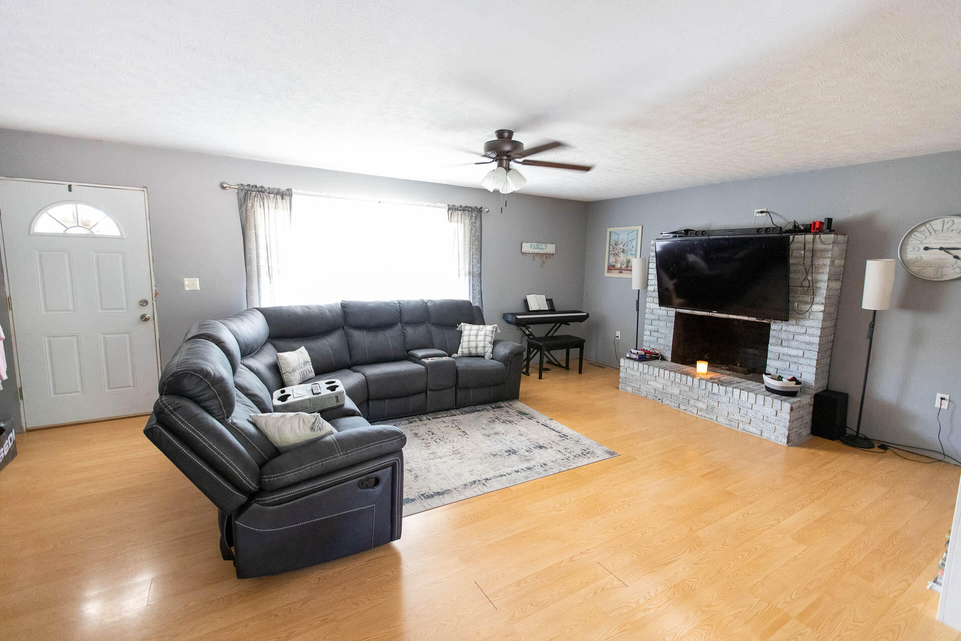 494 South Linden Avenue Property Photo 4